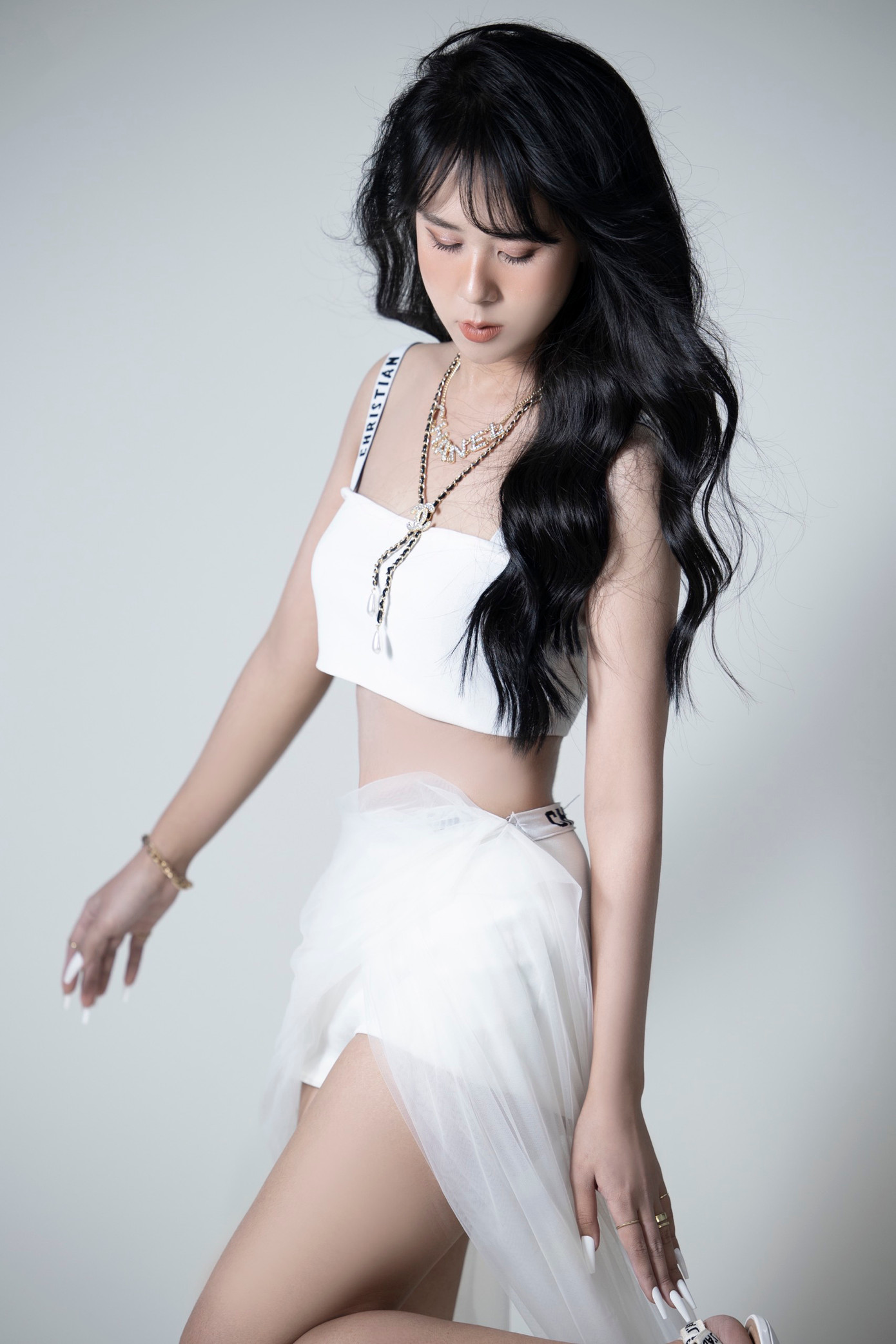 Ước mơ của Nguyễn Vân là trở thành một hair stylist nổi tiếng. Ước mơ của Nguyễn Vân là trở thành một hair stylist nổi tiếng.