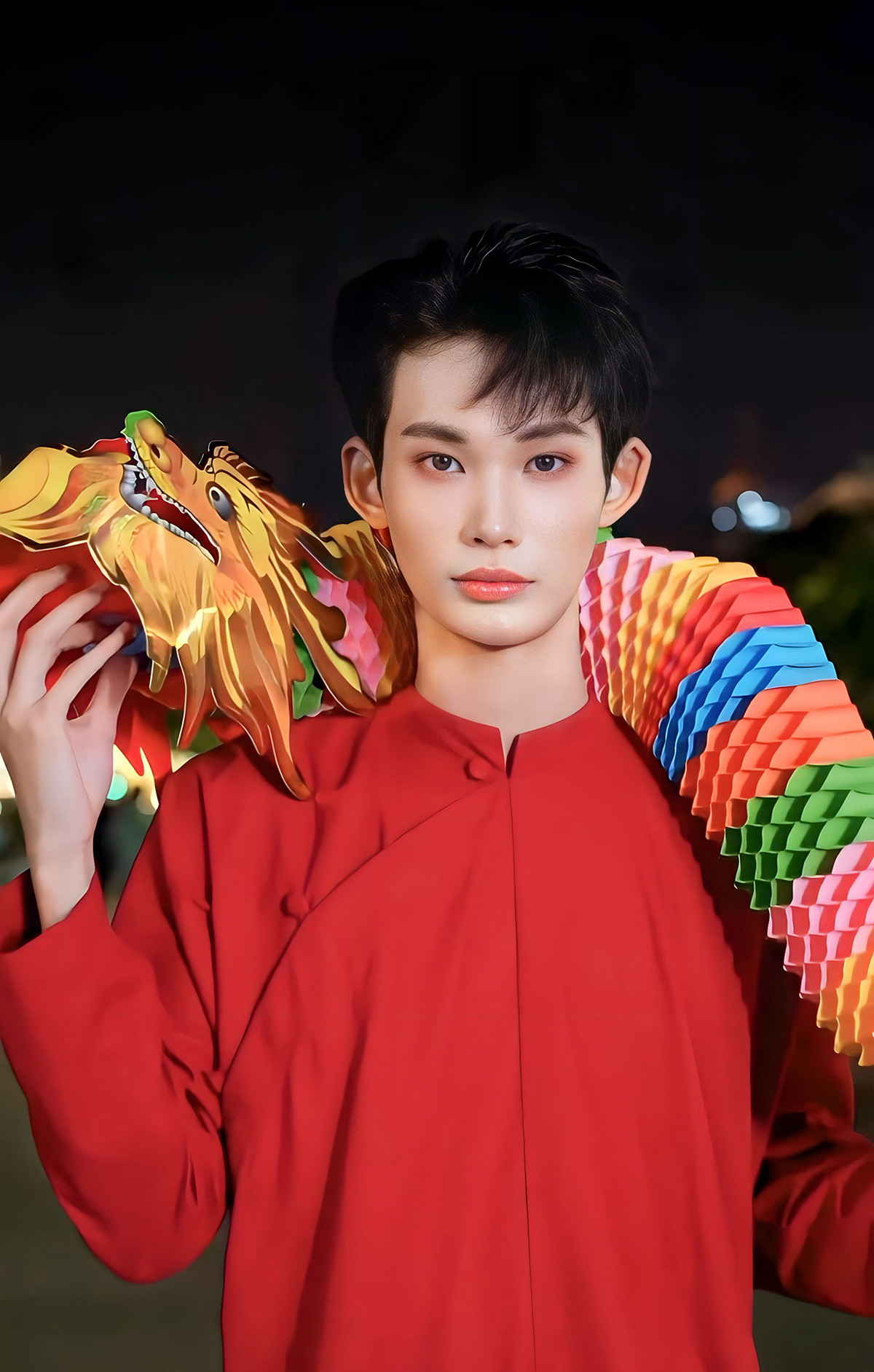 Chế Thanh Quan (sinh năm 2004) đang là sinh viên ngành Việt Nam học tại trường Đại học Tôn Đức Thắng.