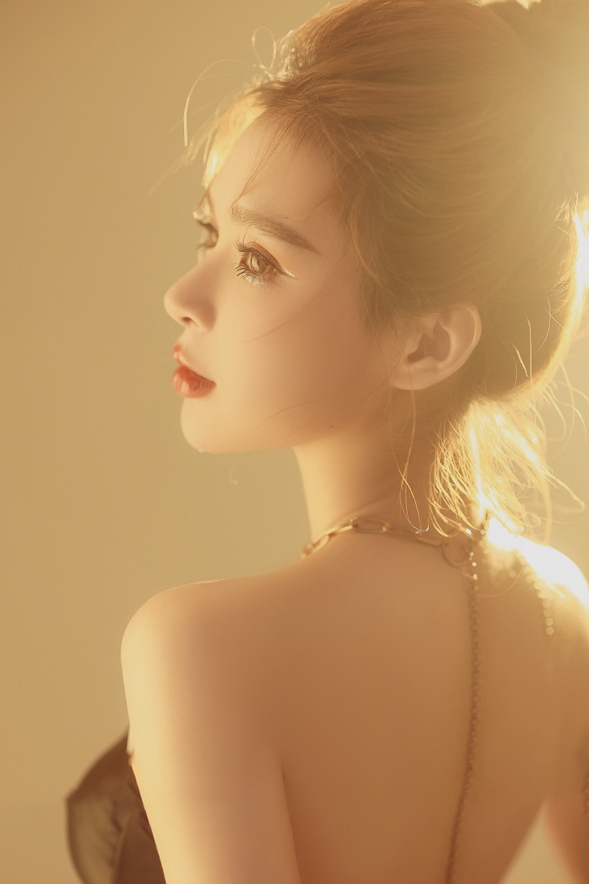 Từng trải qua nhiều công việc cùng những vấp ngã, Anh Thư đã nhận ra được nhiều giá trị, ngày càng trưởng thành và khẳng định bản thân trong cuộc sống.