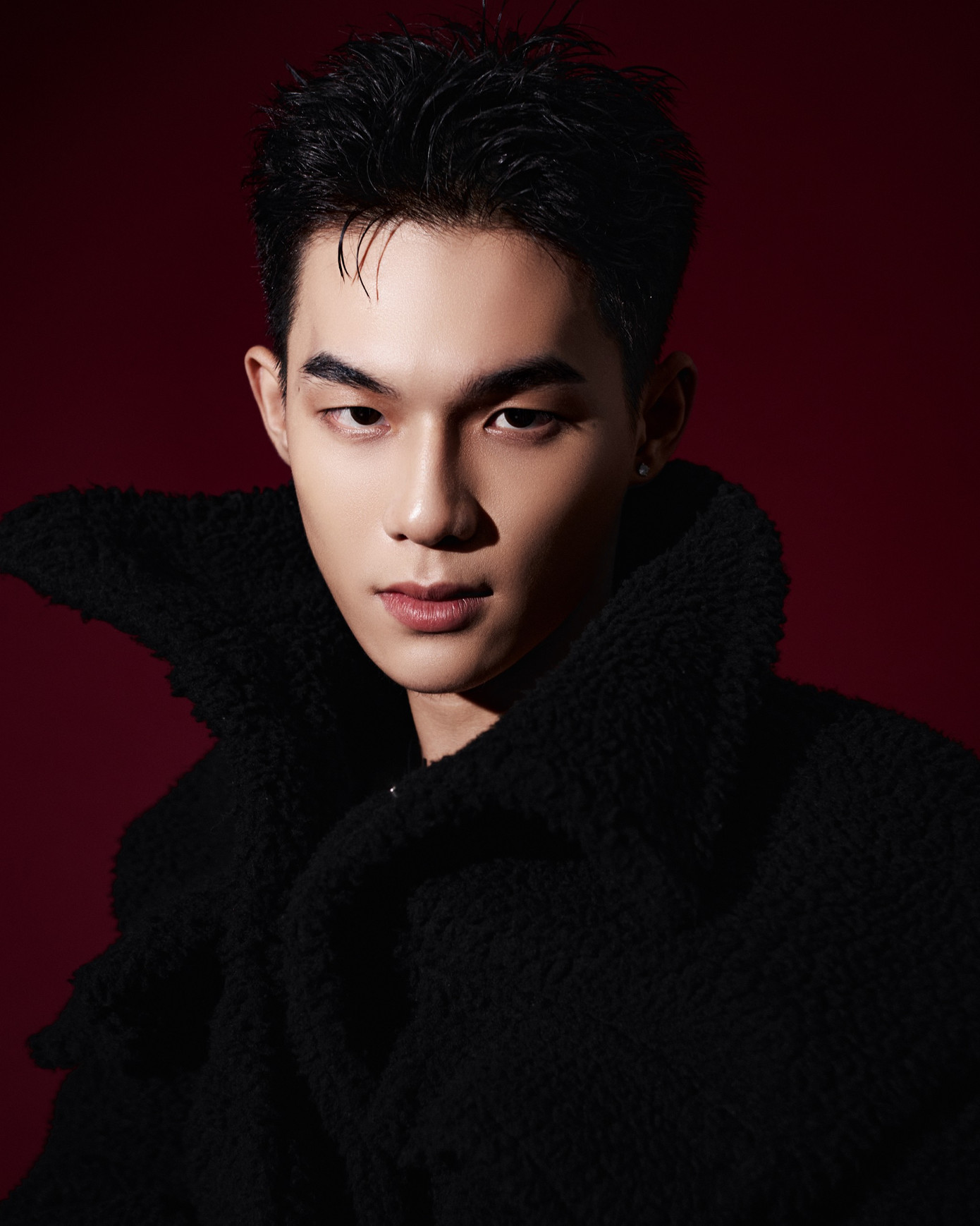 Thiên Trường (sinh năm 2002) hiện đang là sinh viên chuyên ngành Quản trị Kinh doanh của trường Đại học Công nghệ TP.HCM.