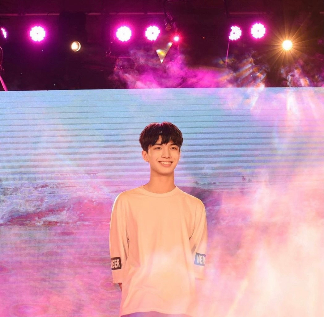 Từng mất 5 năm để vượt qua căn bệnh trầm cảm, với Trung Hiếu dịch bệnh COVID-19 chính là cơ hội để cậu bạn nhìn nhận và thay đổi con người mình. Từng mất 5 năm để vượt qua căn bệnh trầm cảm, với Trung Hiếu dịch bệnh COVID-19 chính là cơ hội để cậu bạn nhìn nhận và thay đổi con người mình.