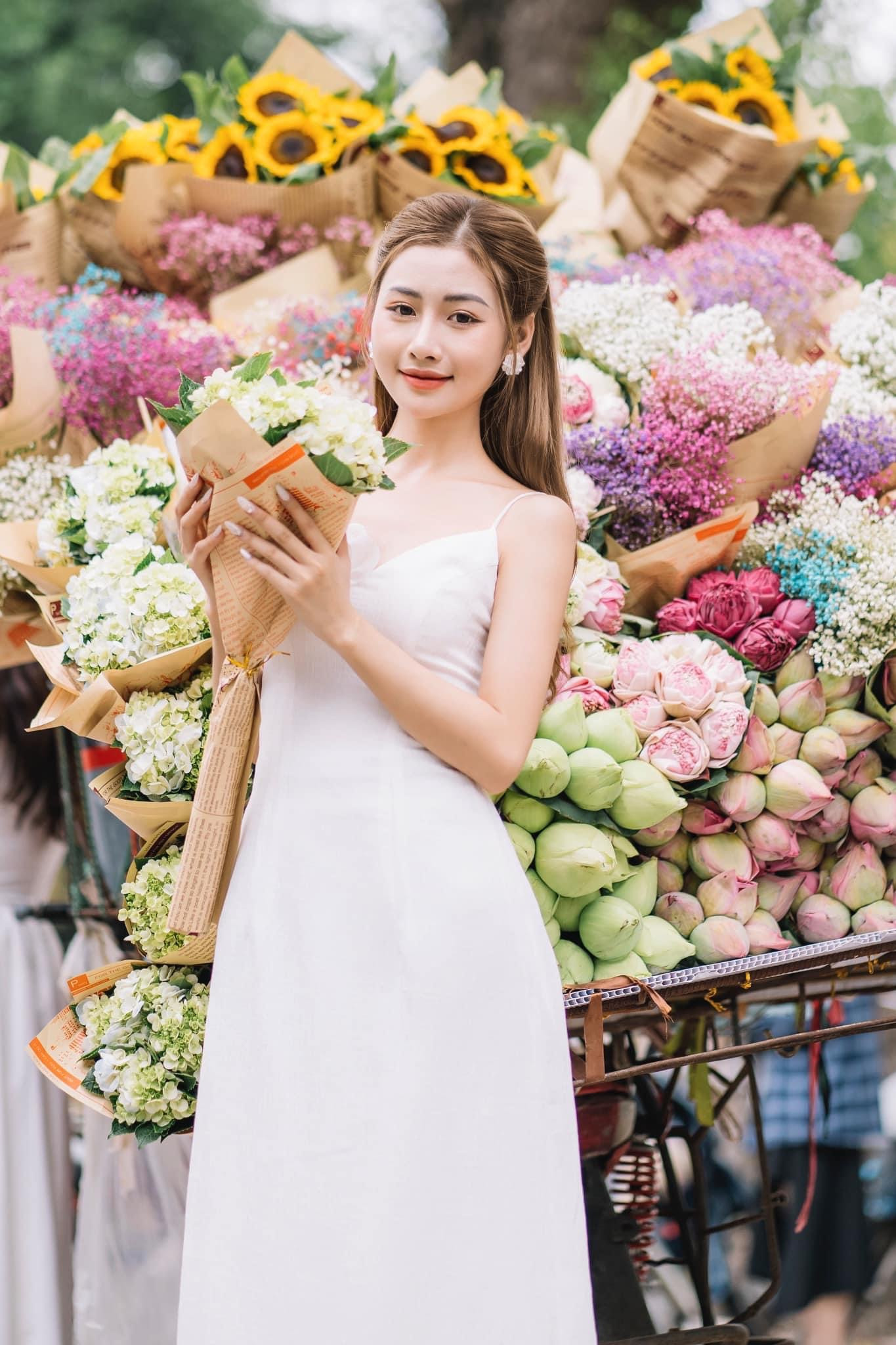 Với mong muốn sáng tạo, mang đến những nội dung có giá trị với cộng đồng, có ích cho xã hội, Mai Liên luôn tâm huyết và không ngừng nỗ lực, cố gắng mỗi ngày.