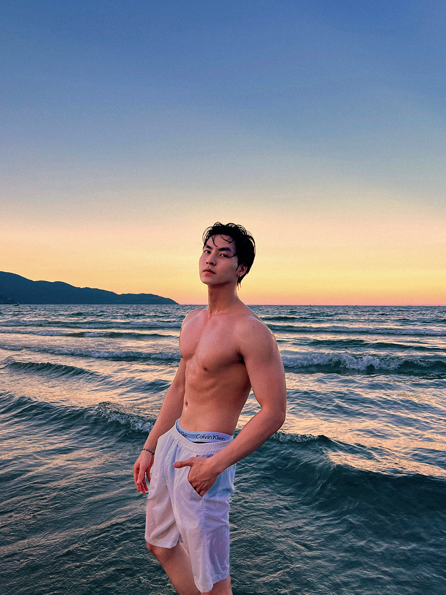 Bằng sự nỗ lực và cố gắng không ngừng nghỉ, trong năm 2022 và 2023 vừa qua, bản thân Xuân Thắng đã gặt hái được nhiều dấu ấn đáng nhớ. Bằng sự nỗ lực và cố gắng không ngừng nghỉ, trong năm 2022 và 2023 vừa qua, bản thân Xuân Thắng đã gặt hái được nhiều dấu ấn đáng nhớ.