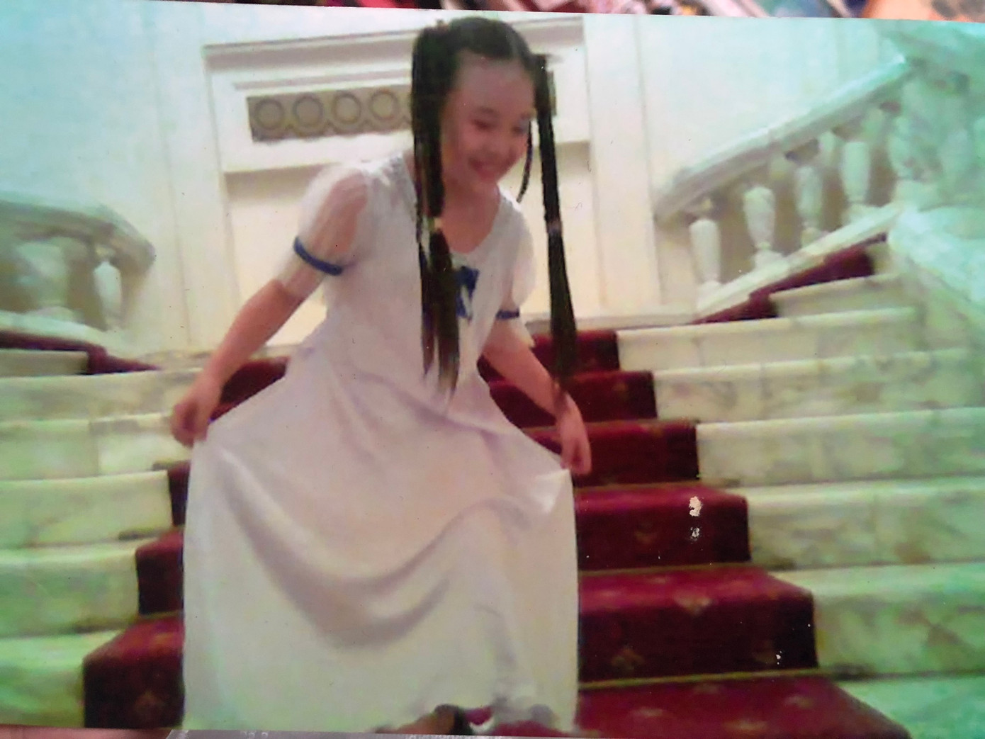 Xa Lan (hồi nhỏ) tại một buổi biểu diễn ở Nhà hát Lớn (Hà Nội). Xa Lan (hồi nhỏ) tại một buổi biểu diễn ở Nhà hát Lớn (Hà Nội).