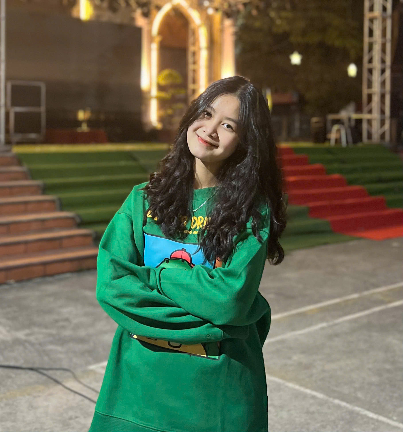 Ngô Thị Huyền (sinh năm 2006) là tân sinh viên chuyên ngành Nhiếp ảnh truyền thông đa phương tiện của trường Đại học Sân khấu - Điện ảnh Hà Nội. Ngô Thị Huyền (sinh năm 2006) là tân sinh viên chuyên ngành Nhiếp ảnh truyền thông đa phương tiện của trường Đại học Sân khấu - Điện ảnh Hà Nội.