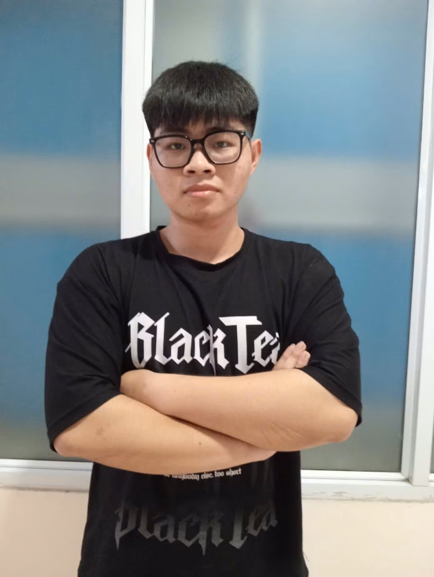 Nguyễn Đình Dũng (sinh năm 2006) là tân sinh viên trường Đại học Hà Nội. Nguyễn Đình Dũng (sinh năm 2006) là tân sinh viên trường Đại học Hà Nội.