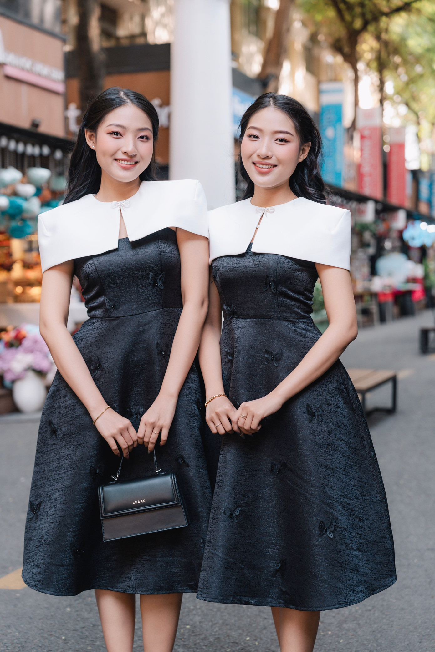 Bên cạnh khả năng về học tập, Kiều Linh và Kiều Loan còn gây ấn tượng bởi nét duyên dáng, lối dẫn dắt thú vị của bản thân.