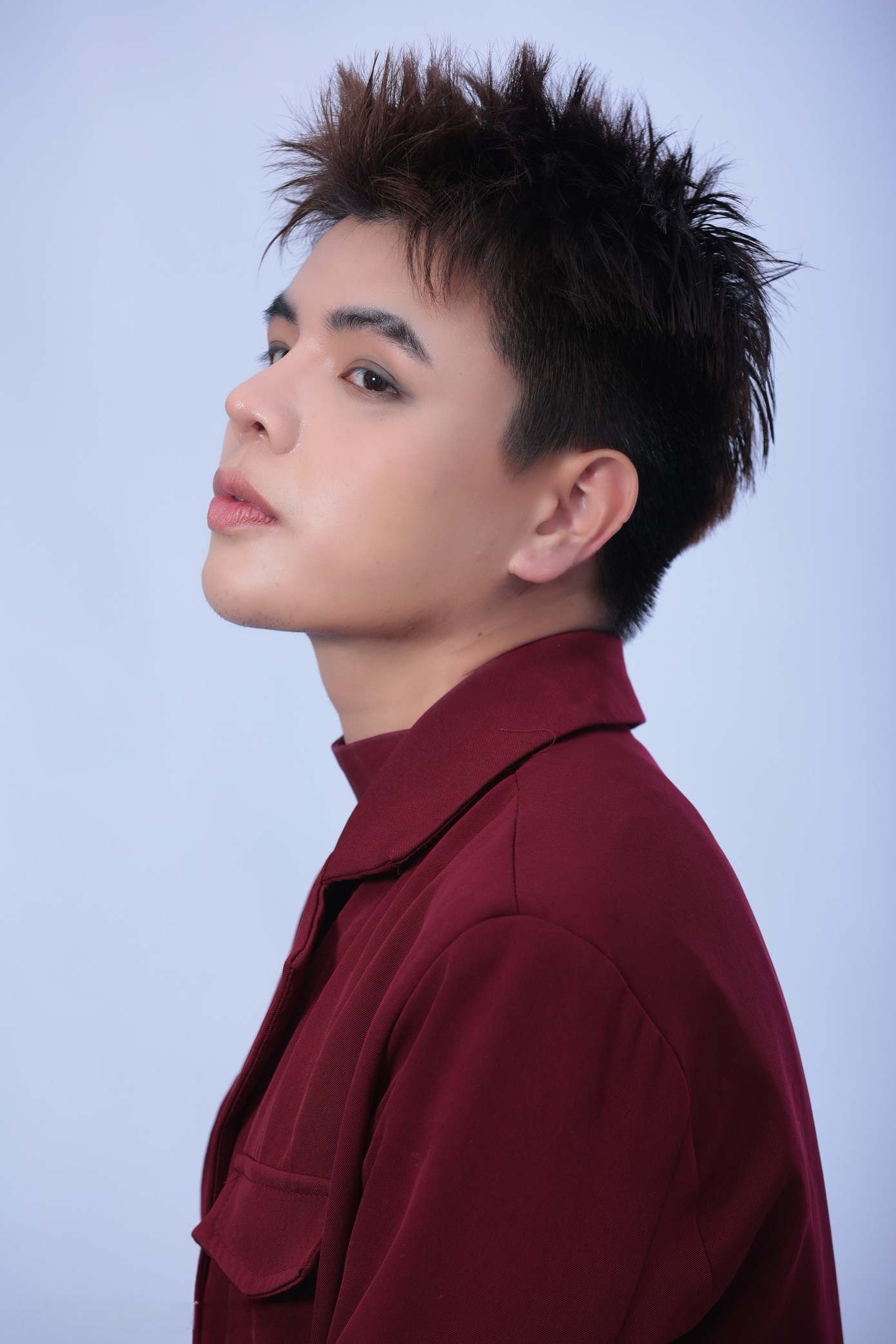 Những thất bại trong quá khứ đã để lại vết thương tâm lý sâu sắc, khiến Ricmin Hoang cảm thấy mất niềm tin vào bản thân. Những thất bại trong quá khứ đã để lại vết thương tâm lý sâu sắc, khiến Ricmin Hoang cảm thấy mất niềm tin vào bản thân.