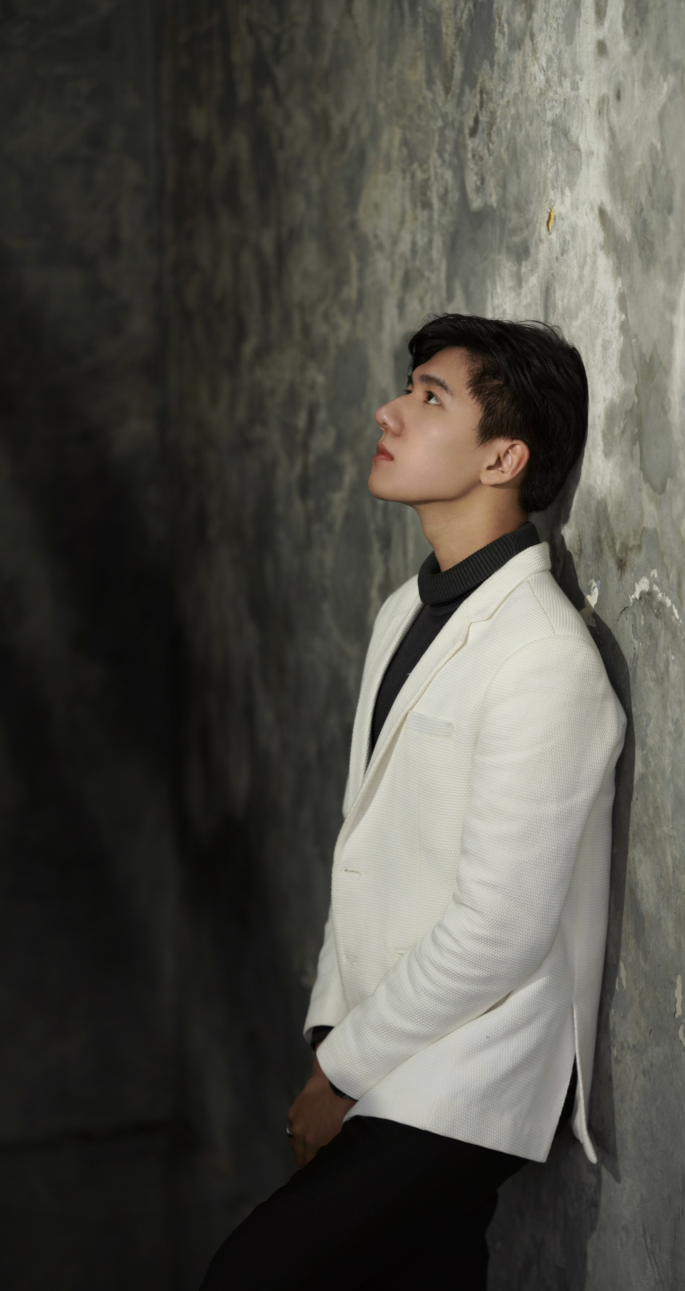 Song hành với đam mê là ước mơ trở thành một lập trình viên giỏi, được Nhật Tùng ấp ủ từ những năm còn học lớp 8, lớp 9. Song hành với đam mê là ước mơ trở thành một lập trình viên giỏi, được Nhật Tùng ấp ủ từ những năm còn học lớp 8, lớp 9.