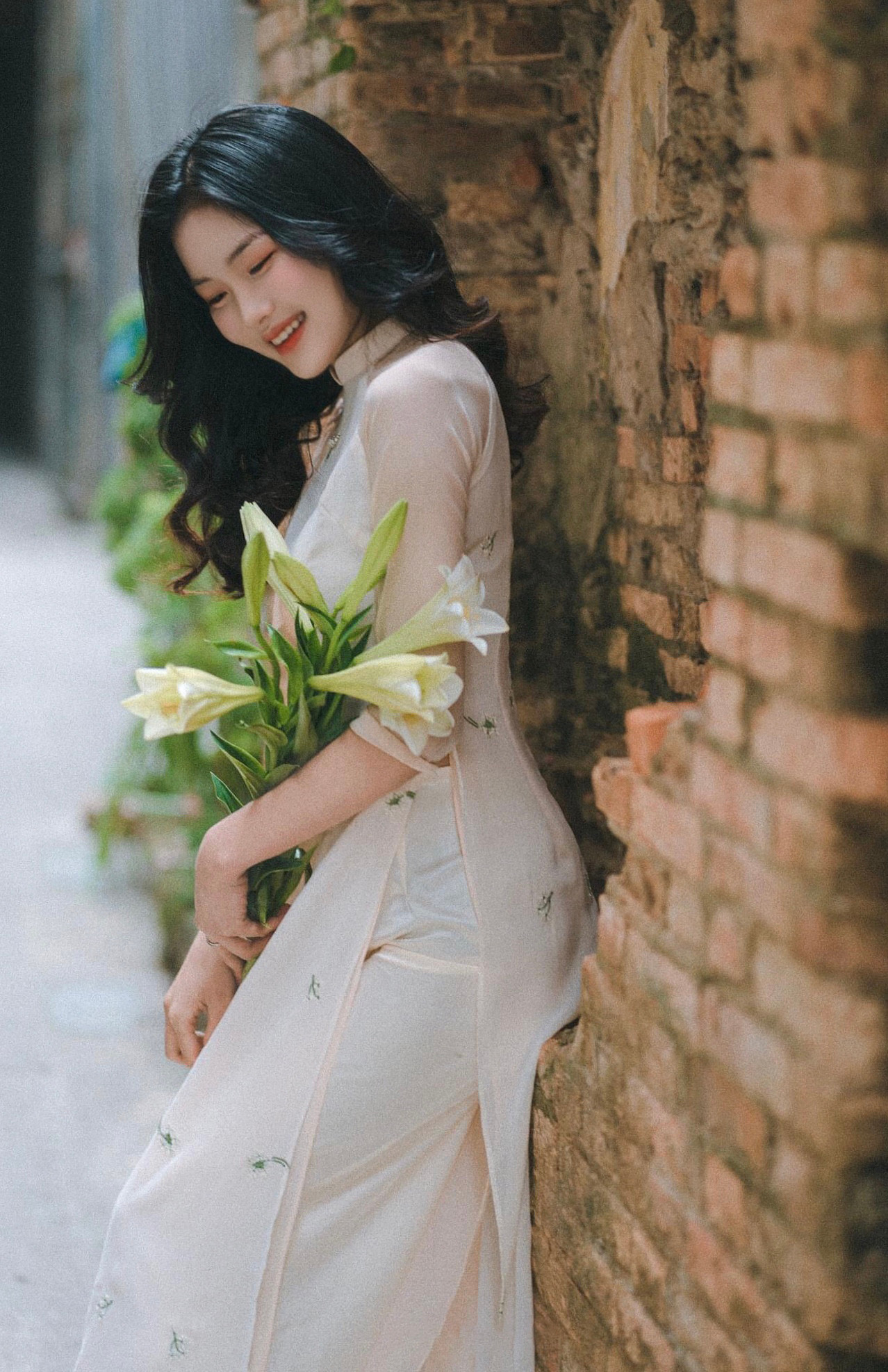 Từng là nạn nhân của bạo lực học đường trong thời gian dài bởi ngoại hình, tuy nhiên cũng từ đó Thùy Linh đã may mắn tìm thấy được đam mê, giúp cô bạn vượt qua tất cả.