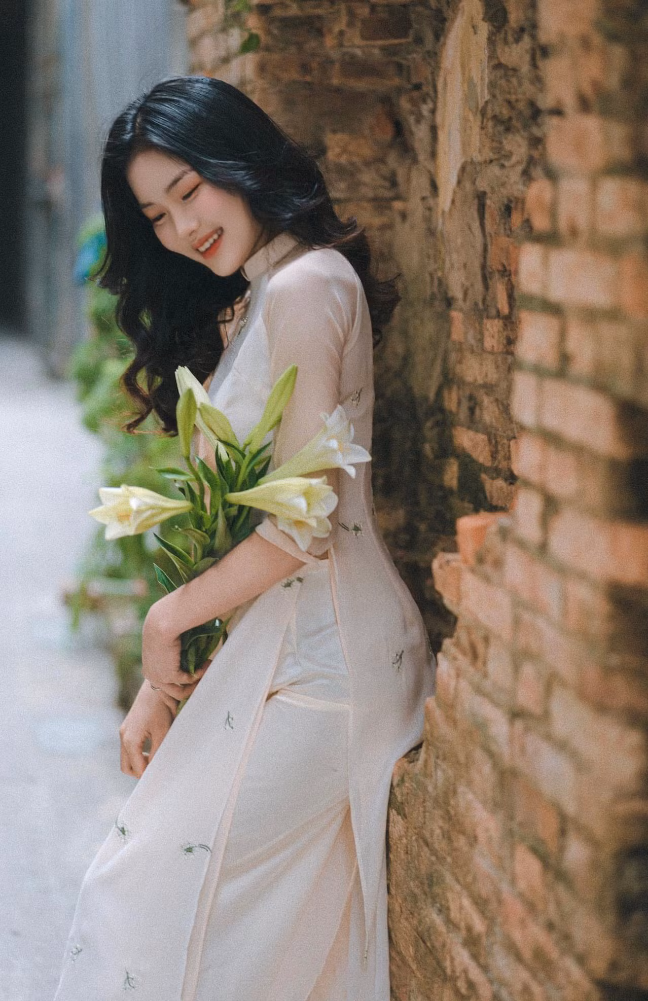 Từng là nạn nhân của bạo lực học đường trong thời gian dài bởi ngoại hình, tuy nhiên cũng từ đó Thùy Linh đã may mắn tìm thấy được đam mê, giúp cô bạn vượt qua tất cả.