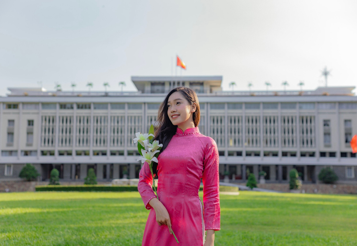 Châu Kim Loan (sinh năm 2004) đang là sinh viên năm hai ngành Quan hệ công chúng của trường Đại học Kinh tế - Tài chính TP.HCM (UEF).