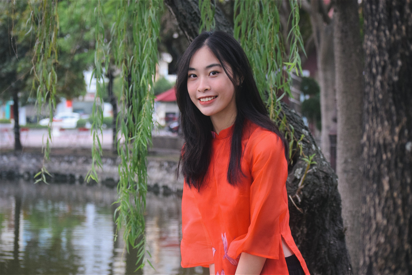 Trước khi bước vào Trung học Phổ thông, Quỳnh Trang từng là một người nhút nhát và ít khi chia sẻ cảm xúc. Trước khi bước vào Trung học Phổ thông, Quỳnh Trang từng là một người nhút nhát và ít khi chia sẻ cảm xúc.