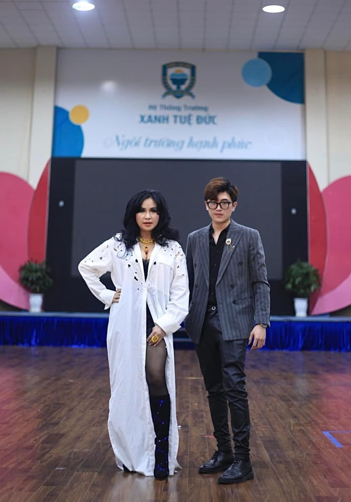 Trong khoảng thời gian còn là học sinh đến khi là sinh viên, Trung Kiên luôn nhiệt tình tham gia các Câu lạc bộ, tình nguyện, các hoạt động âm nhạc,...