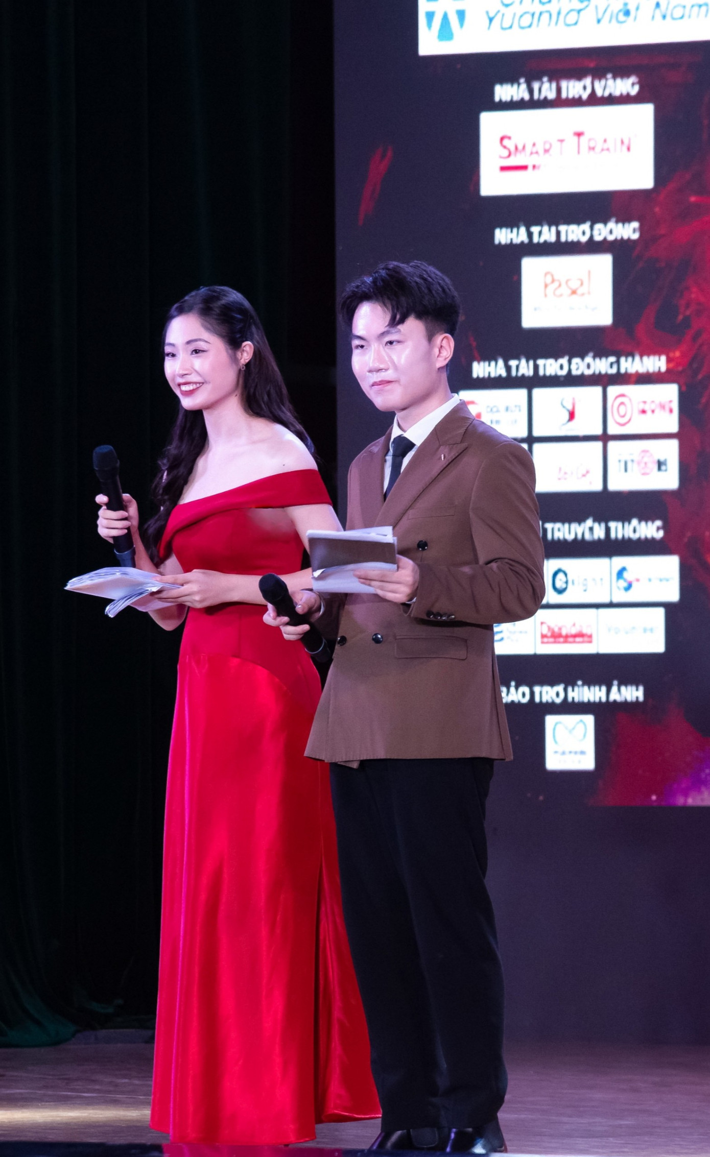 Với mong muốn lan tỏa những giá trị tích cực, Như Quỳnh hướng đến hình ảnh là một sinh viên “toàn diện - sáng tạo - hội nhập” có đầy đủ 3 yếu tố “Tâm – Tầm – Trí”. Với mong muốn lan tỏa những giá trị tích cực, Như Quỳnh hướng đến hình ảnh là một sinh viên “toàn diện - sáng tạo - hội nhập” có đầy đủ 3 yếu tố “Tâm – Tầm – Trí”.