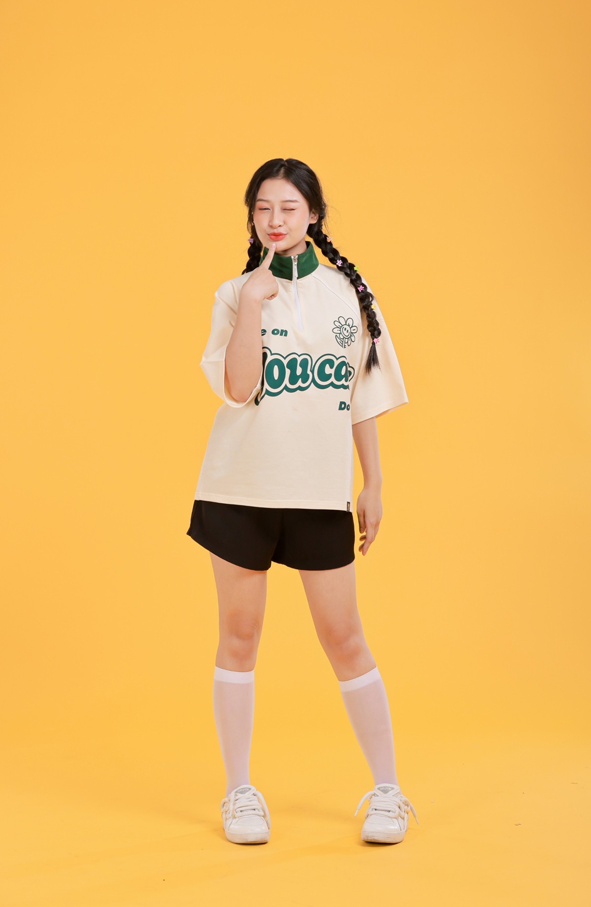 Tự nhận bản thân là một người bình thường đang trên hành trình khiến bản thân trở nên phi thường, Uyển Thư luôn cố gắng nỗ lực không ngừng để hoàn thiện bản thân.