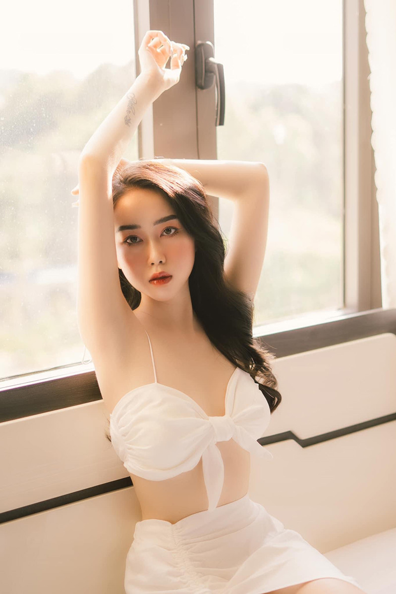 Hàn Như (sinh năm 2000) sinh ra và lớn lên tại Gia Lai, cô bạn hiện đang được biết đến là một nữ photographer.