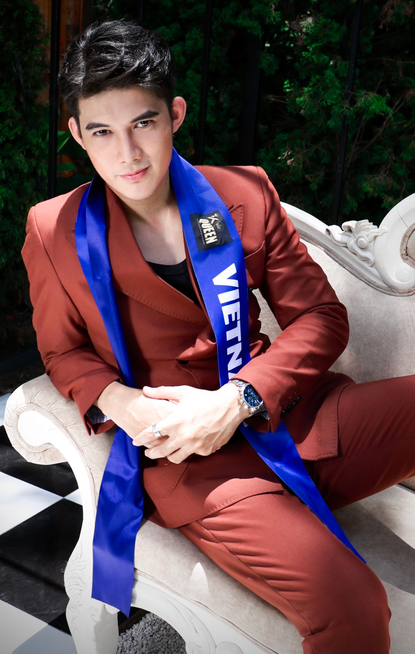 Vốn có niềm đam mê nghệ thuật và ước mơ trở thành người mẫu ngay từ nhỏ, hành trình của Na Win bén duyên với công việc hiện tại bắt đầu từ năm 2016.