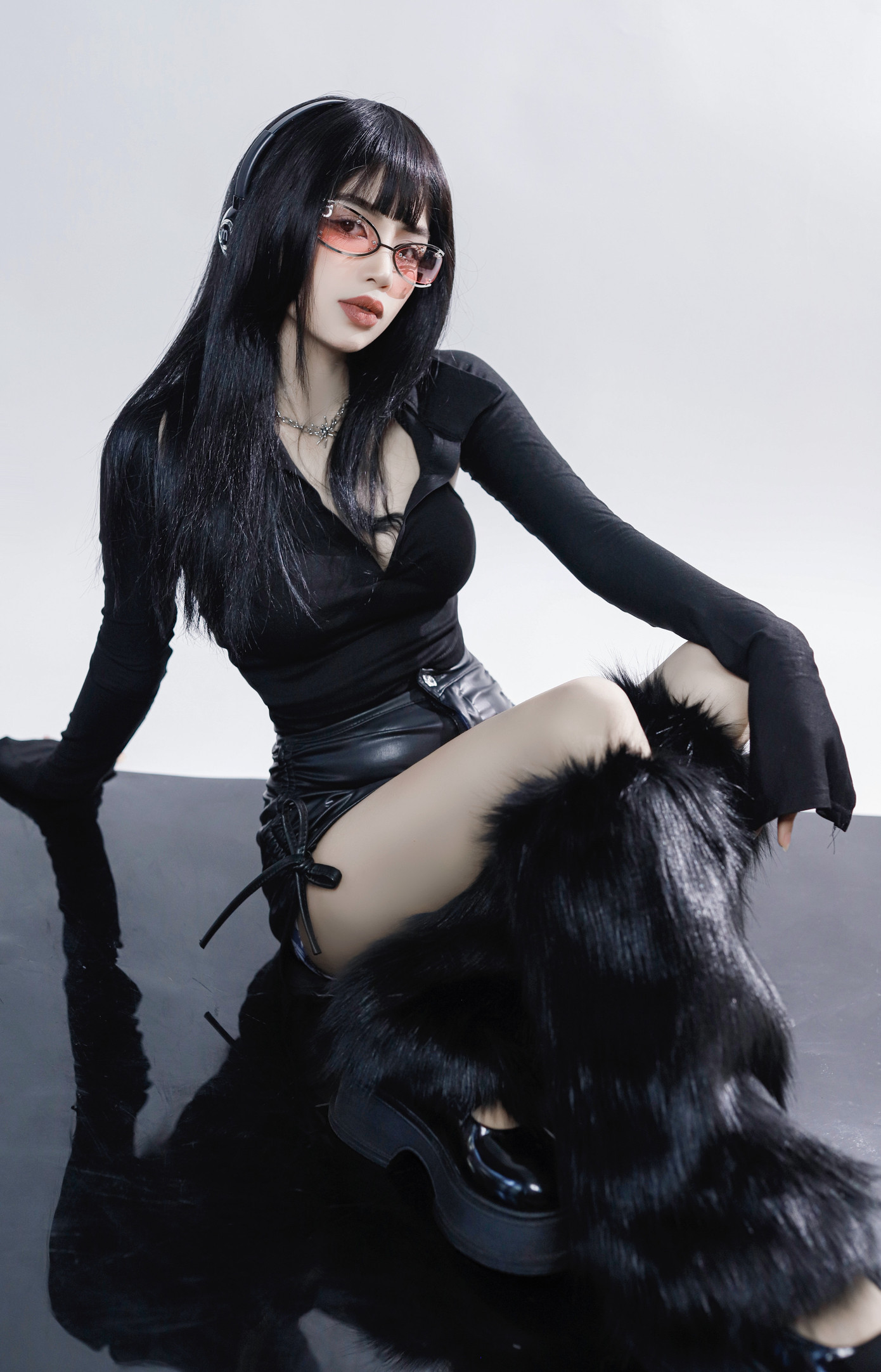 Sở hữu nhan sắc xinh đẹp, phong cách cá tính, cùng ngoại hình cuốn hút, Hoàng Huệ dành được rất nhiều lời khen, cũng như tình cảm yêu mến đến từ cộng đồng mạng.