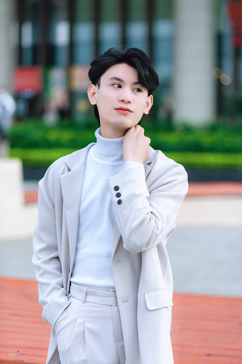 Minh Võ sở hữu cho mình hơn 20.000 người theo dõi trên Facebook và 30.000 lượt theo dõi trên Tiktok.