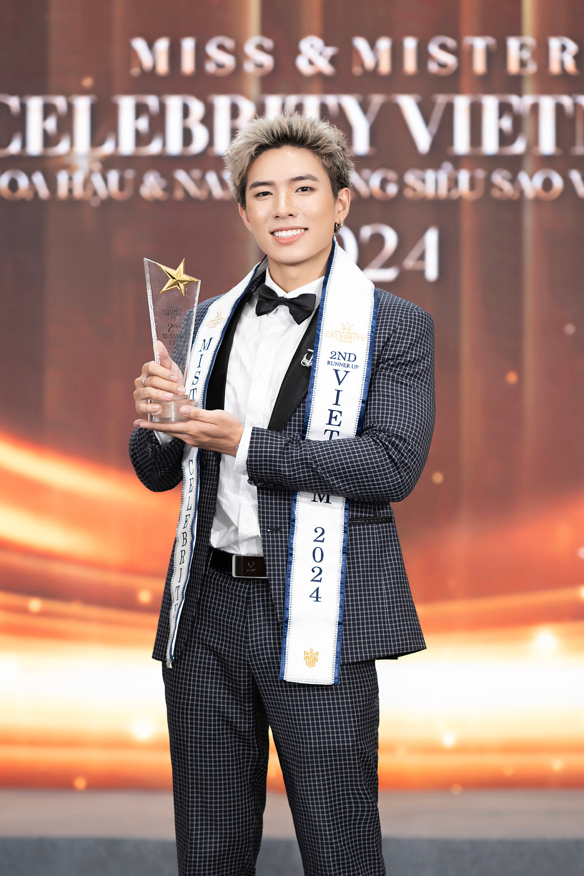 Trở thành Á vương 2 cuộc thi Miss &amp; Mister Celebrity Vietnam 2024 là một dấu mốc quan trọng, vô cùng lớn trong sự nghiệp nghệ thuật của Đức Duy.
