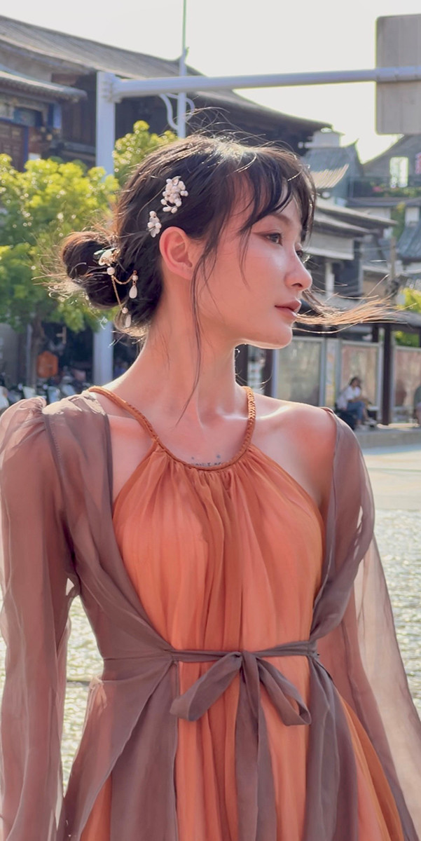 Thu Lệ mong muốn, qua những thước hình, blog của bản thân có thể lan tỏa, giới thiệu rộng hơn về vẻ đẹp của Việt Nam đến với những du khách trong và ngoài nước. Thu Lệ mong muốn, qua những thước hình, blog của bản thân có thể lan tỏa, giới thiệu rộng hơn về vẻ đẹp của Việt Nam đến với những du khách trong và ngoài nước.