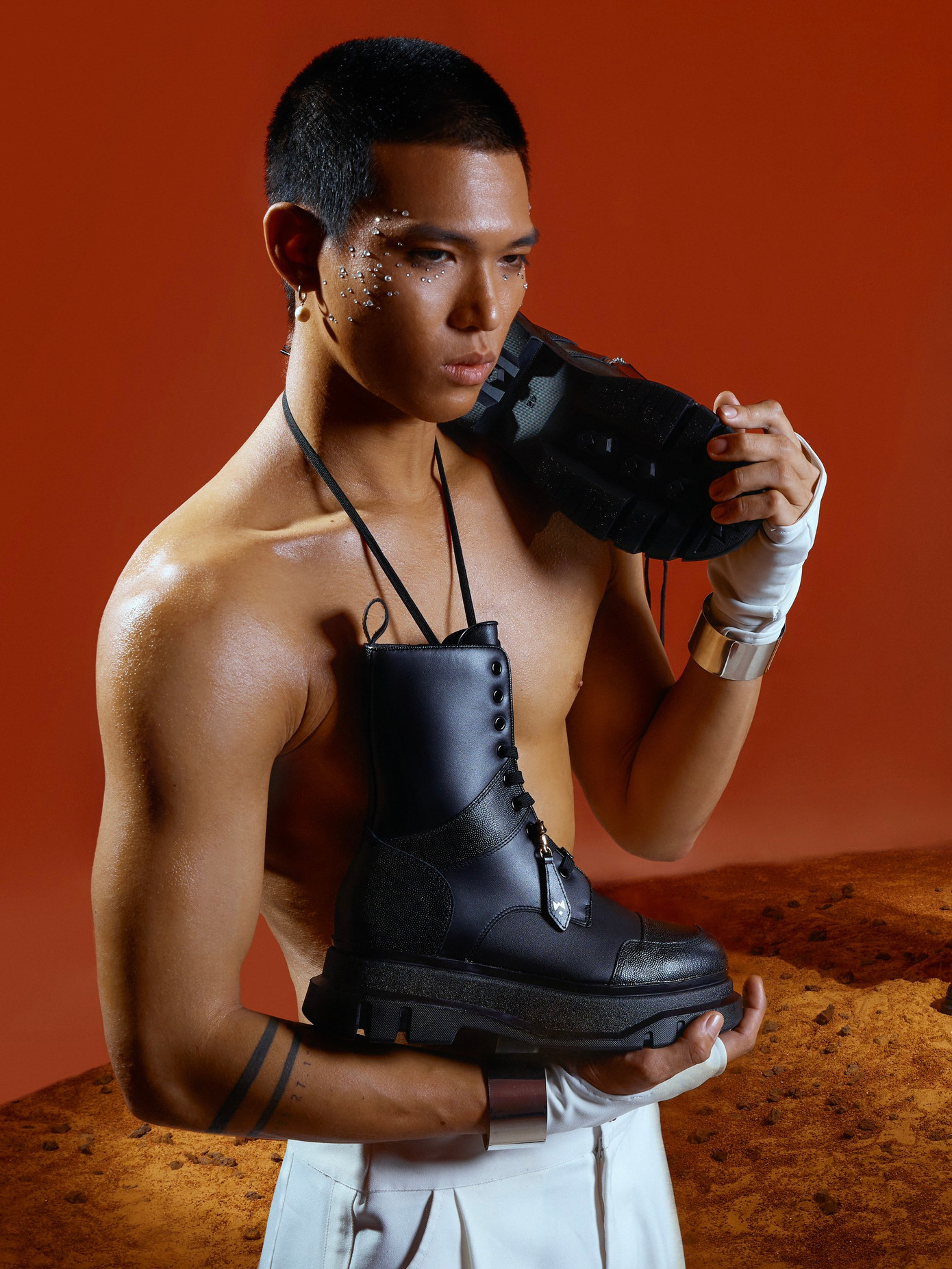 Ben Nguyễn tên thật là Nguyễn Văn Quốc Huy (sinh năm 2002) đang được biết đến với vai trò là một người mẫu trẻ. Ben Nguyễn tên thật là Nguyễn Văn Quốc Huy (sinh năm 2002) đang được biết đến với vai trò là một người mẫu trẻ.