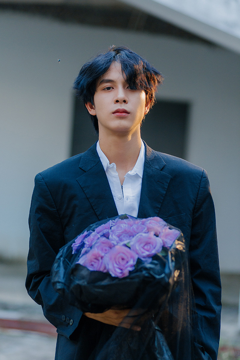 Trần Văn Tuyến hay còn được mọi người thân thiết gọi là Orson (sinh năm 2003) đang là sinh viên chuyên ngành Diễn viên kịch, điện ảnh - truyền hình của trường Đại học Sân khấu - Điện ảnh Hà Nội.