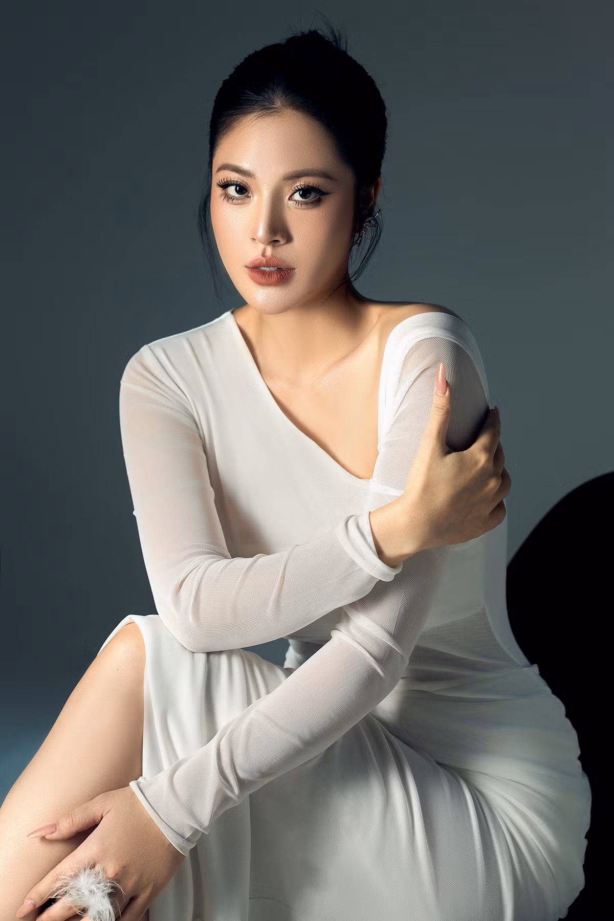 Duyên Trần muốn nhắn nhủ: "Bất kể bạn là ai, đến từ đâu, hãy luôn tự tin vào chính mình!".