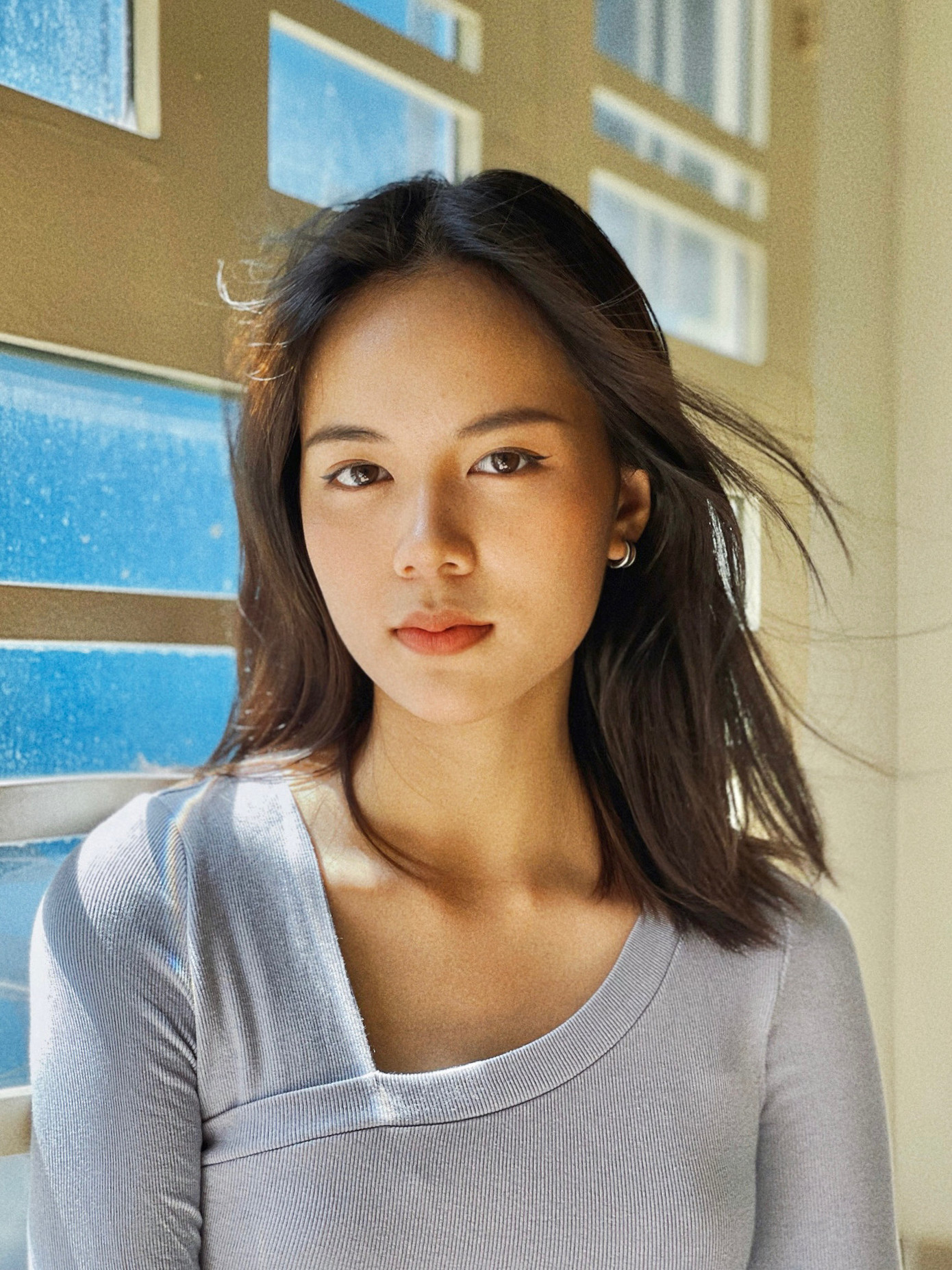 Nguyễn Hương Giang (sinh năm 2004) hiện đang là sinh viên của trường Đại học Tôn Đức Thắng.