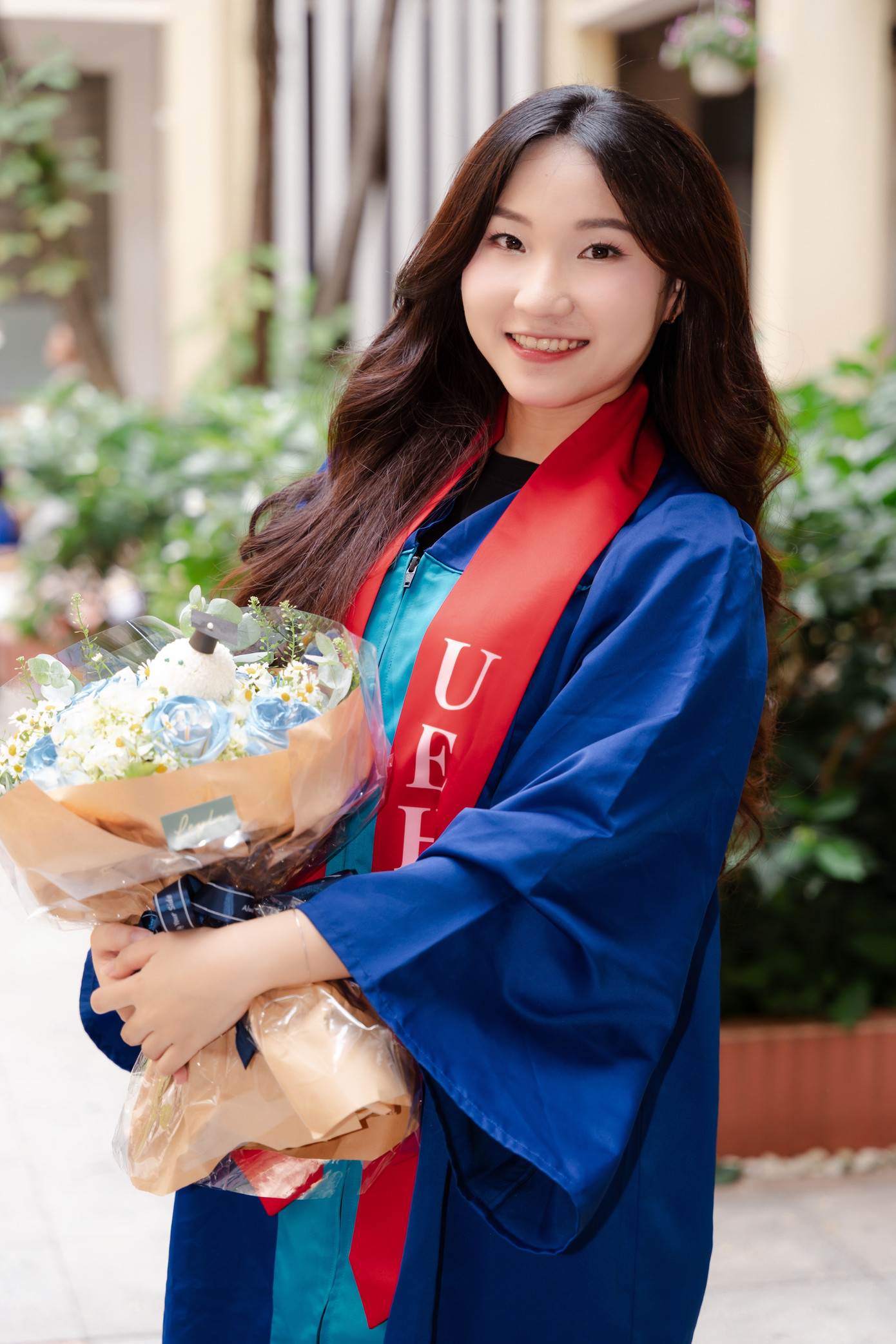 Trịnh Thị Lan Anh (sinh năm 2003) tân cử nhân Đại học Kinh tế TP.HCM.