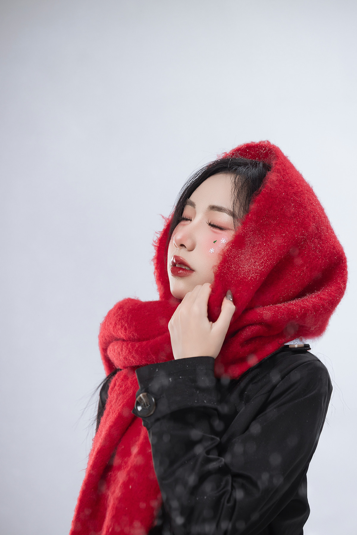 Bảo Ngọc đã thực hiện bộ ảnh Giáng sinh nhằm gửi gắm những lời chúc tốt đẹp đến với mọi người. Bảo Ngọc đã thực hiện bộ ảnh Giáng sinh nhằm gửi gắm những lời chúc tốt đẹp đến với mọi người.