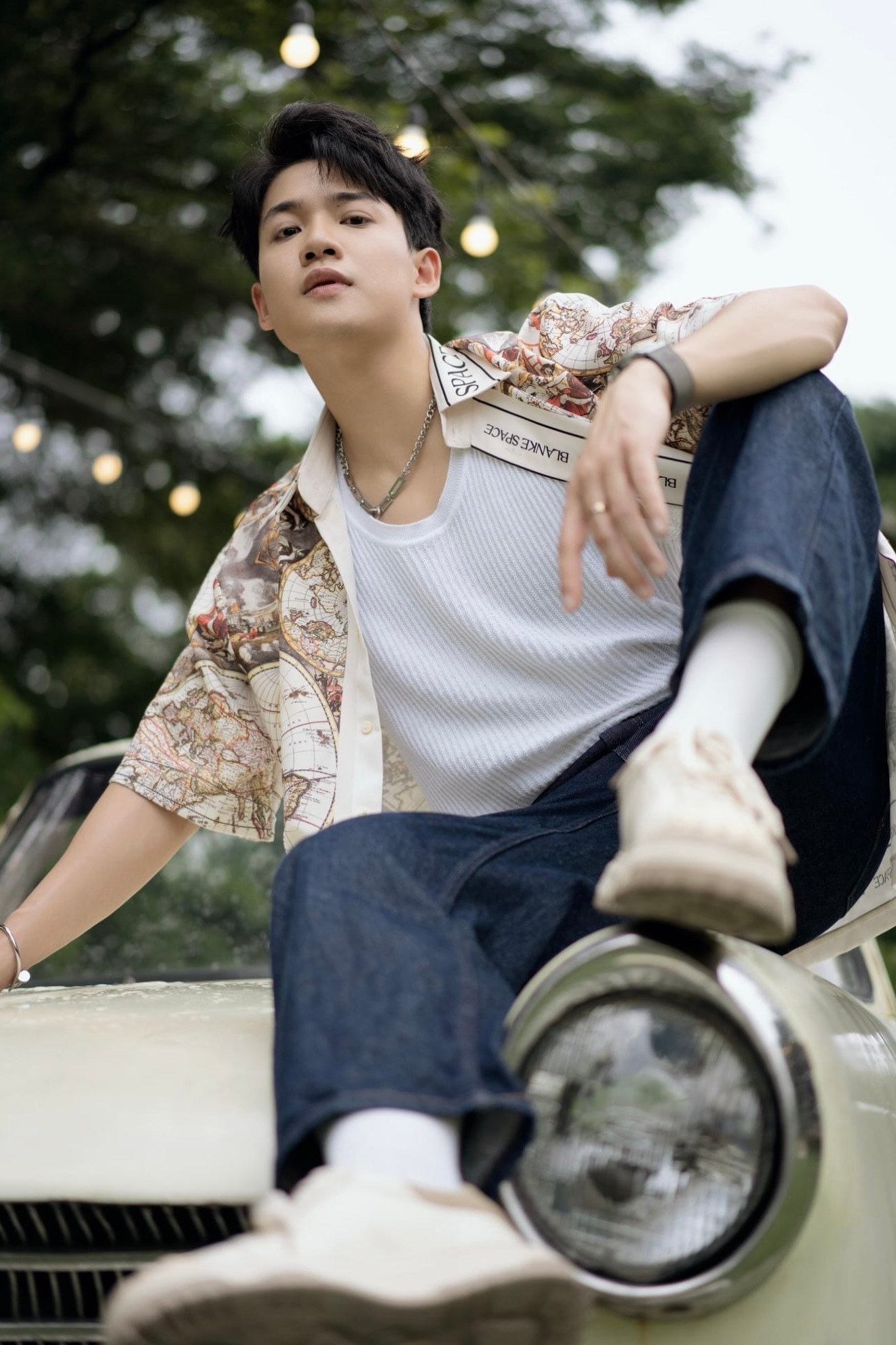 Để đến được với công việc hiện tại và nuôi dưỡng ước mơ, Minh Thắng đã phải trải qua rất nhiều công việc làm "tay chân", đi lên từ khó khăn.