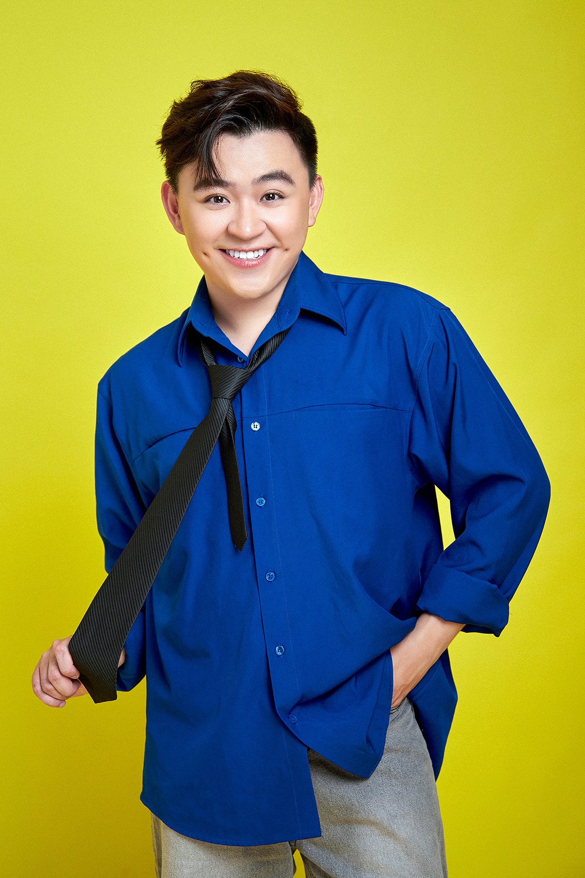 Nhật Khoa lựa chọn sống một cuộc đời với tuổi trẻ rực rỡ.