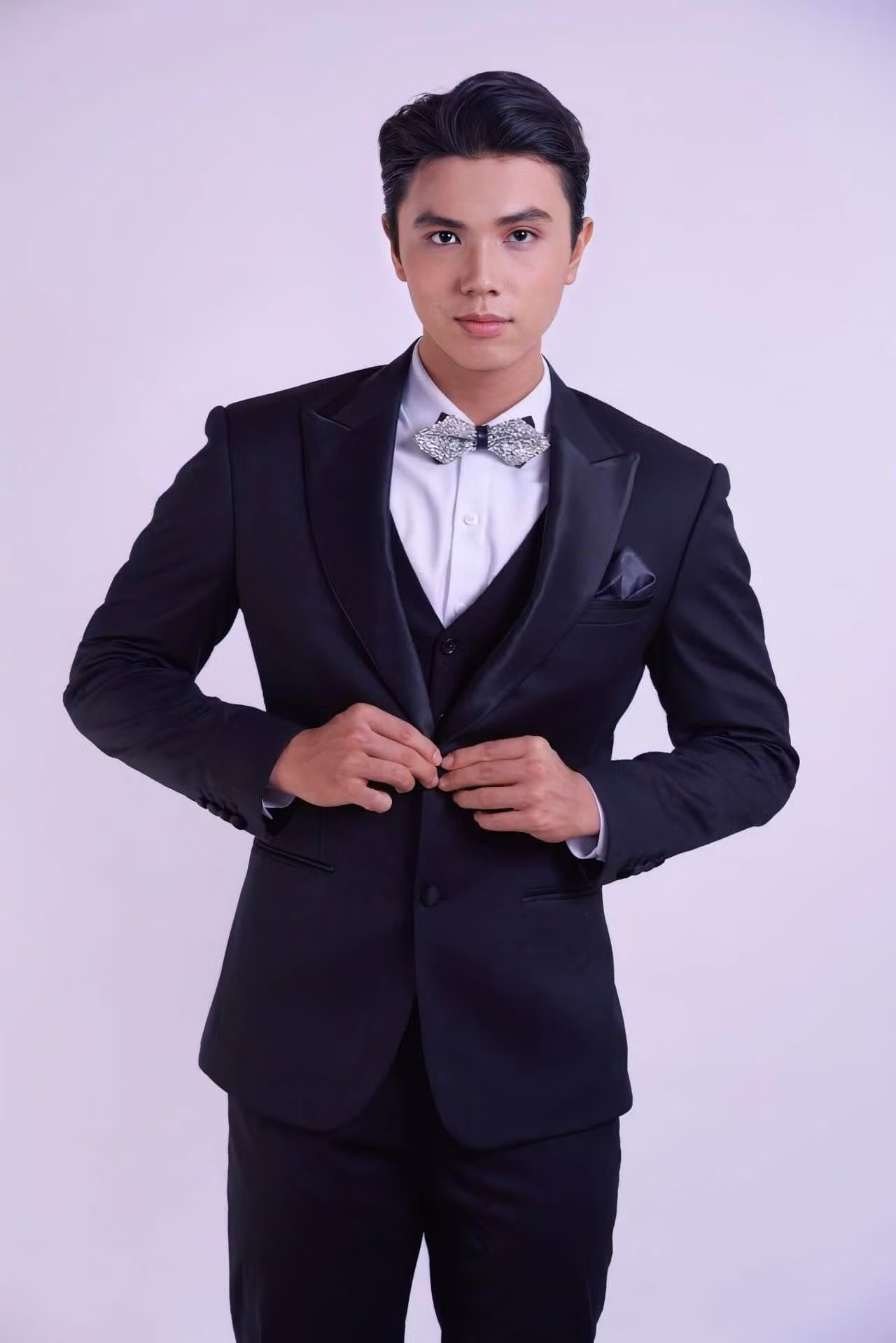 Trên hành trình trưởng thành, Bảo Huy đã học hỏi được rất nhiều điều. Trên hành trình trưởng thành, Bảo Huy đã học hỏi được rất nhiều điều.