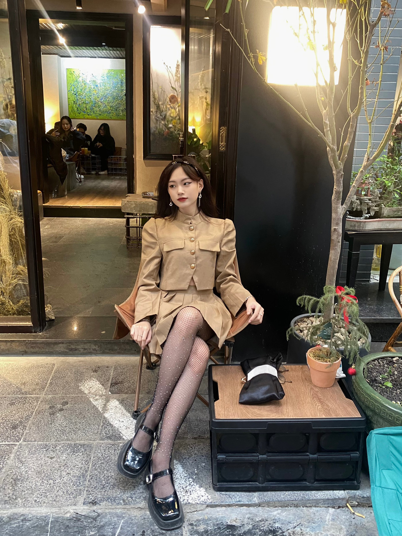 Với nhan sắc đậm chất Á Đông, đường nét nhỏ nhắn sắc sảo tựa các “soái tỷ” Trung Hoa, Châu Giang đã dành được rất nhiều lượt quan tâm và yêu mến của mọi người.