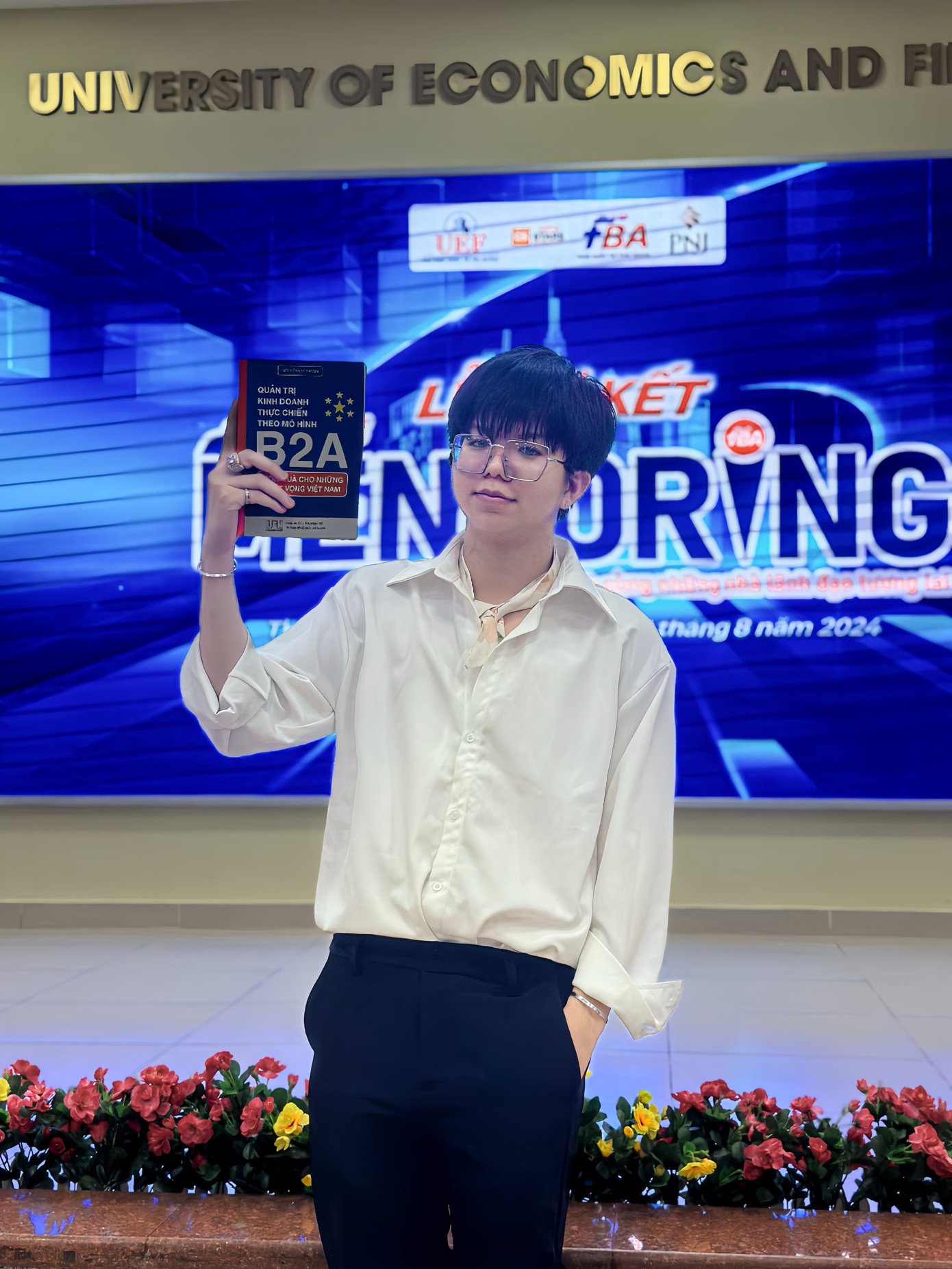 Hà Thế Vân đang là sinh viên ngành Quản trị Kinh doanh tại Đại học Kinh tế Tài chính TP.HCM (UEF).