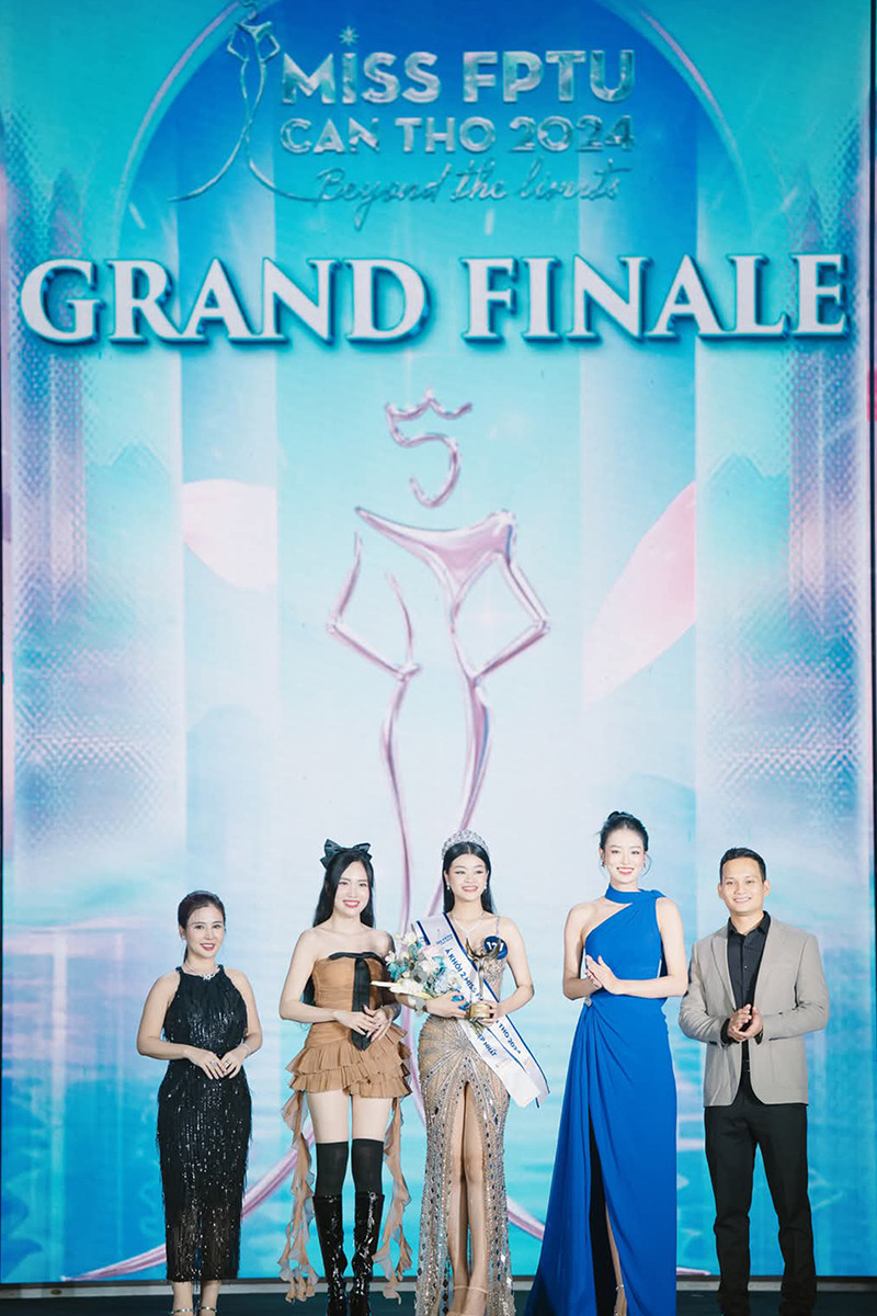 Cuộc thi Miss FPTU Cần Thơ 2024 đã trở thành một dấu mốc quan trọng trong hành trình theo đuổi đam mê nghệ thuật của Phương Anh. Cuộc thi Miss FPTU Cần Thơ 2024 đã trở thành một dấu mốc quan trọng trong hành trình theo đuổi đam mê nghệ thuật của Phương Anh.