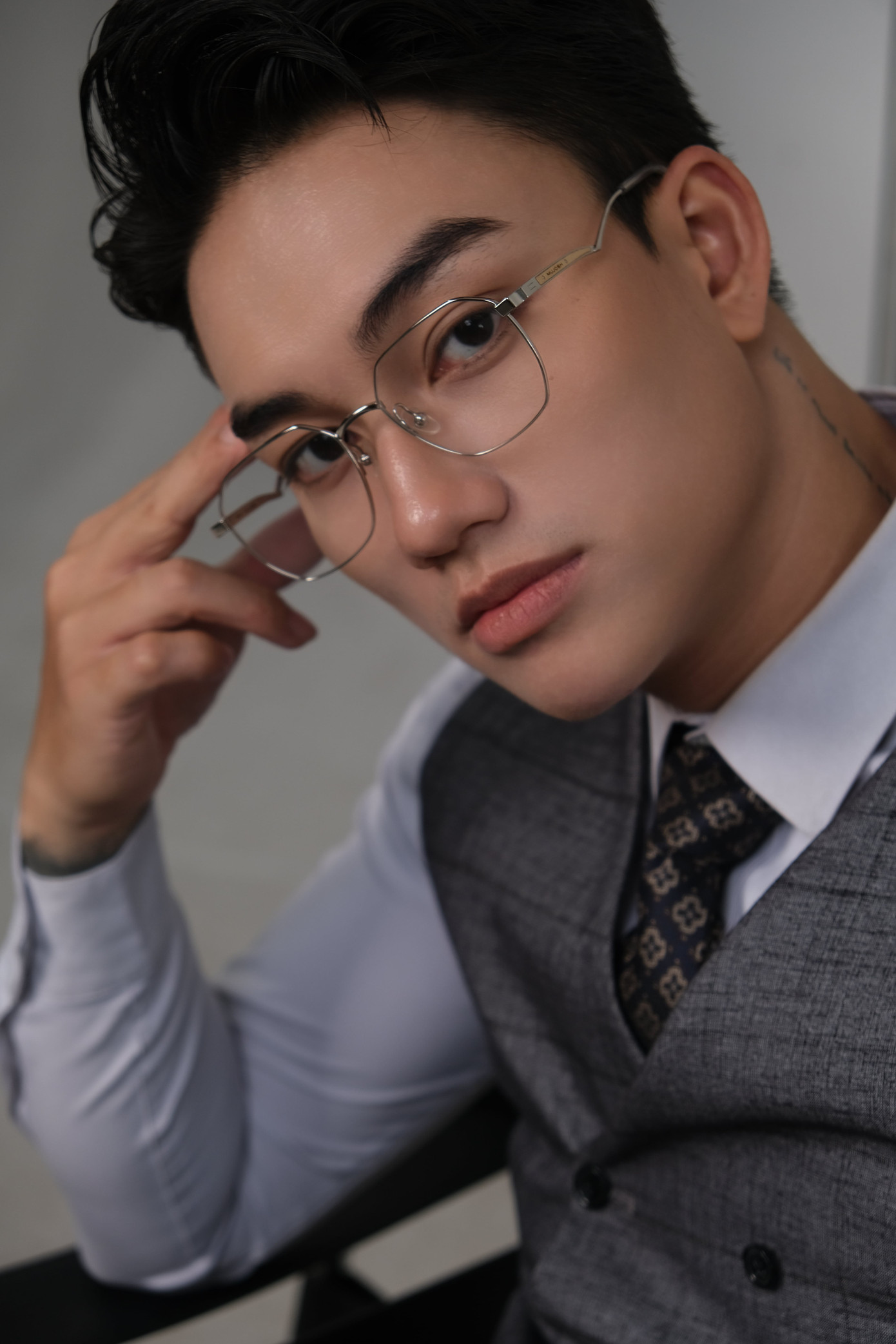 Trần Hoàng Nhật tốt nghiệp trường Đại học Sân khấu - Điện ảnh Hà Nội. Trần Hoàng Nhật tốt nghiệp trường Đại học Sân khấu - Điện ảnh Hà Nội.