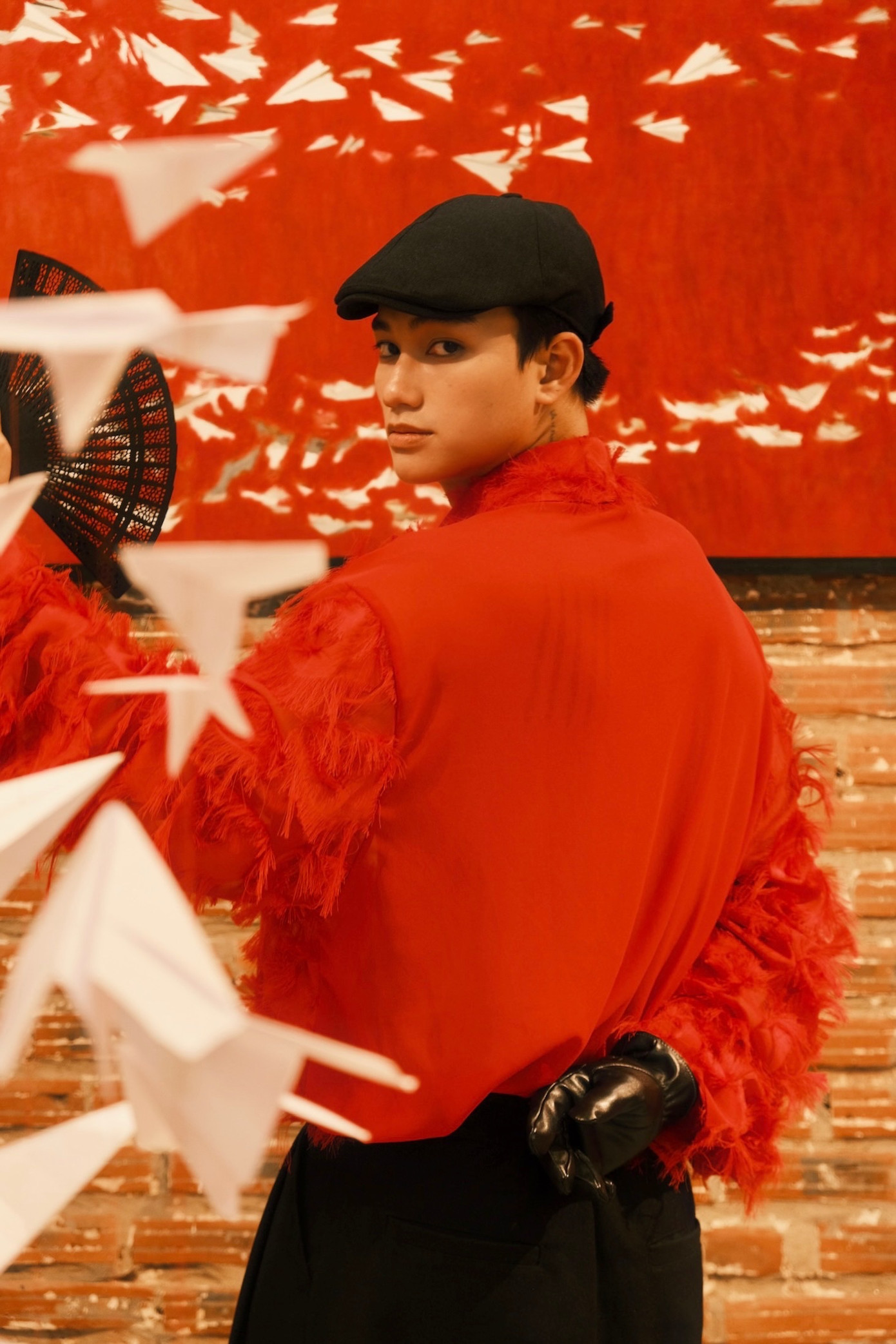 Từng gặp phải chấn thương lớn khi tham gia diễn xuất, Hoàng Nhật có được những trải nghiệm đáng nhớ và bài học giá trị cho bản thân. Từng gặp phải chấn thương lớn khi tham gia diễn xuất, Hoàng Nhật có được những trải nghiệm đáng nhớ và bài học giá trị cho bản thân.