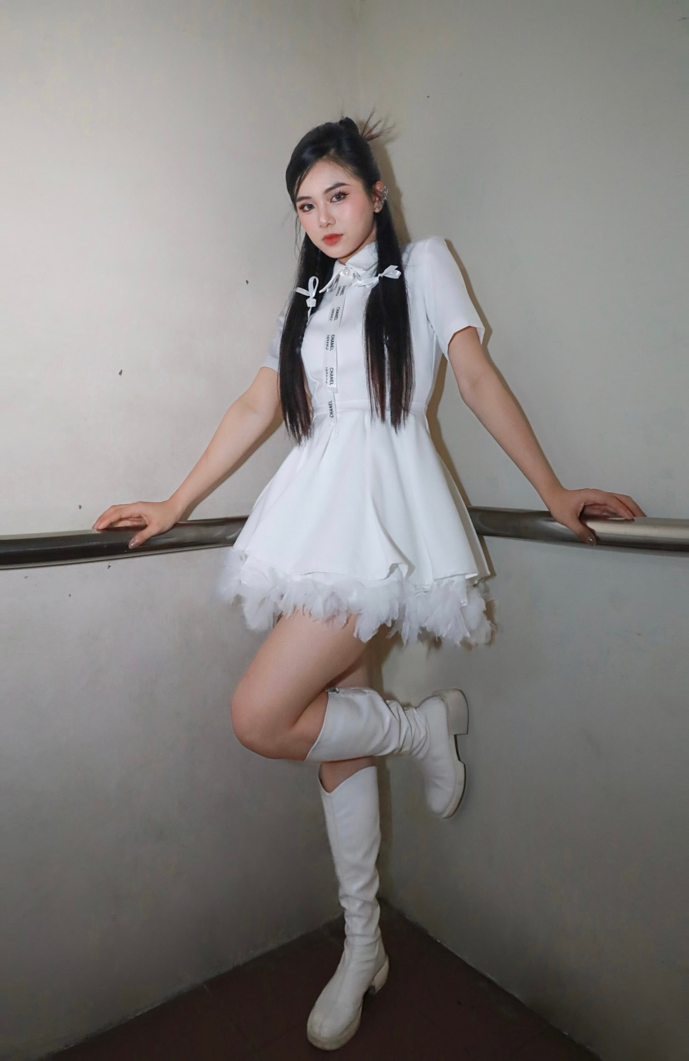 Với ngoại hình thon gọn như hiện tại, ít ai biết rằng Phương Uyên từng trải qua quãng thời gian vô cùng tự ti, khi cân nặng lên đến 75kg.