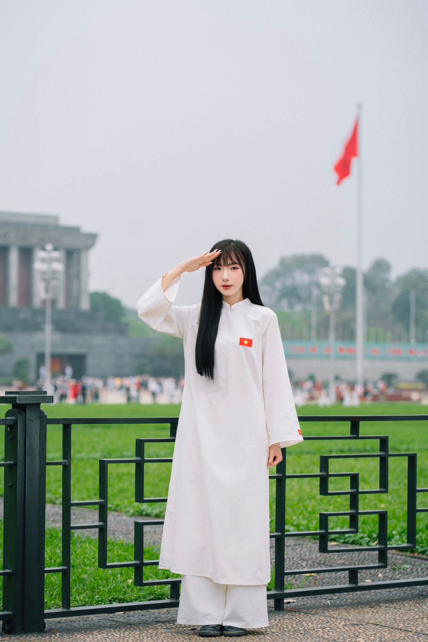 Trần Bảo Ngọc (sinh năm 2004) sinh viên Đại học Bách Khoa Hà Nội. Trần Bảo Ngọc (sinh năm 2004) sinh viên Đại học Bách Khoa Hà Nội.