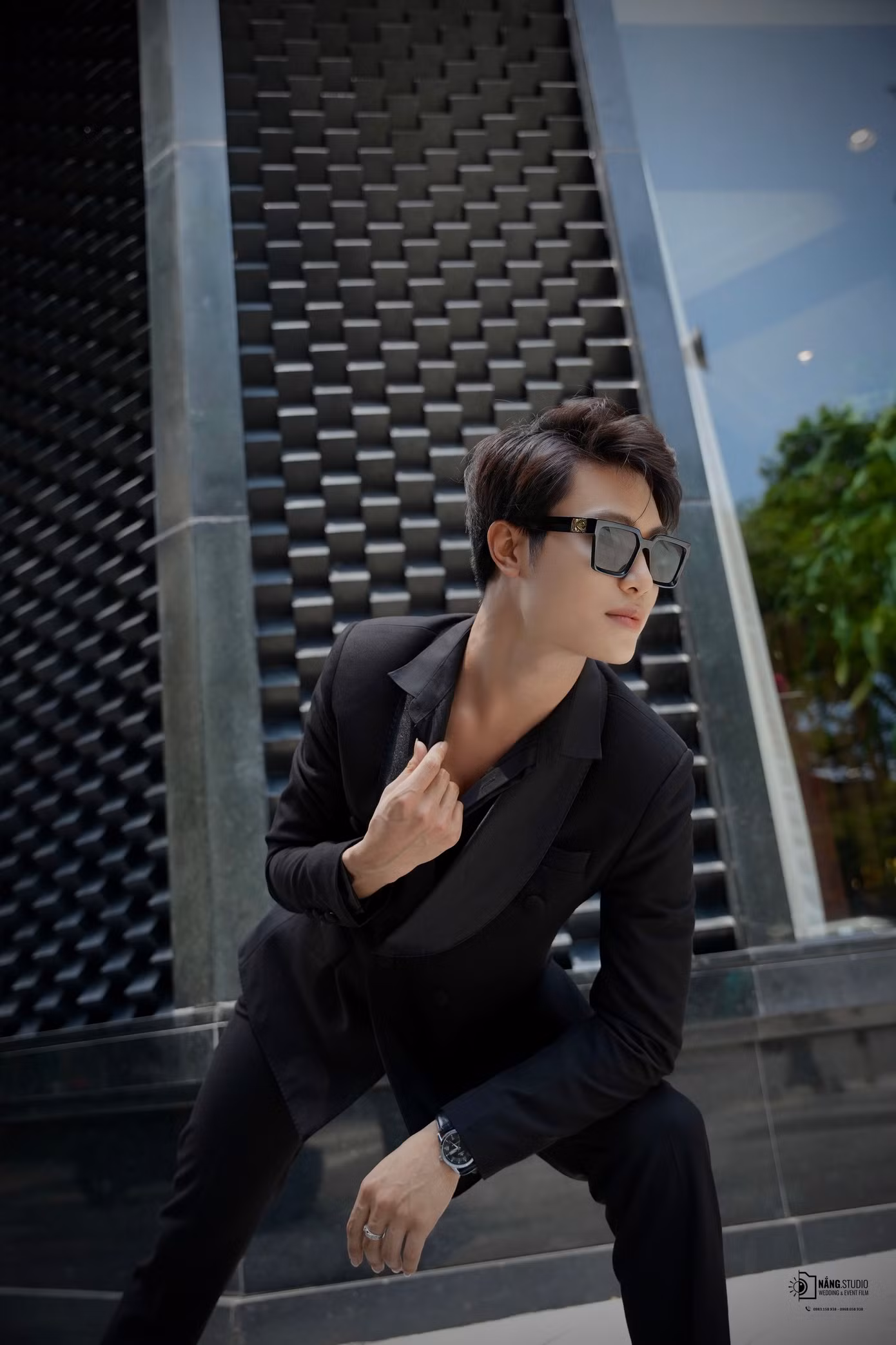 Từ nhỏ, Nguyễn Thắng đã có niềm đam mê mãnh liệt với nghệ thuật, điển hình như diễn xuất, ca hát, nhảy múa, mẫu ảnh,...