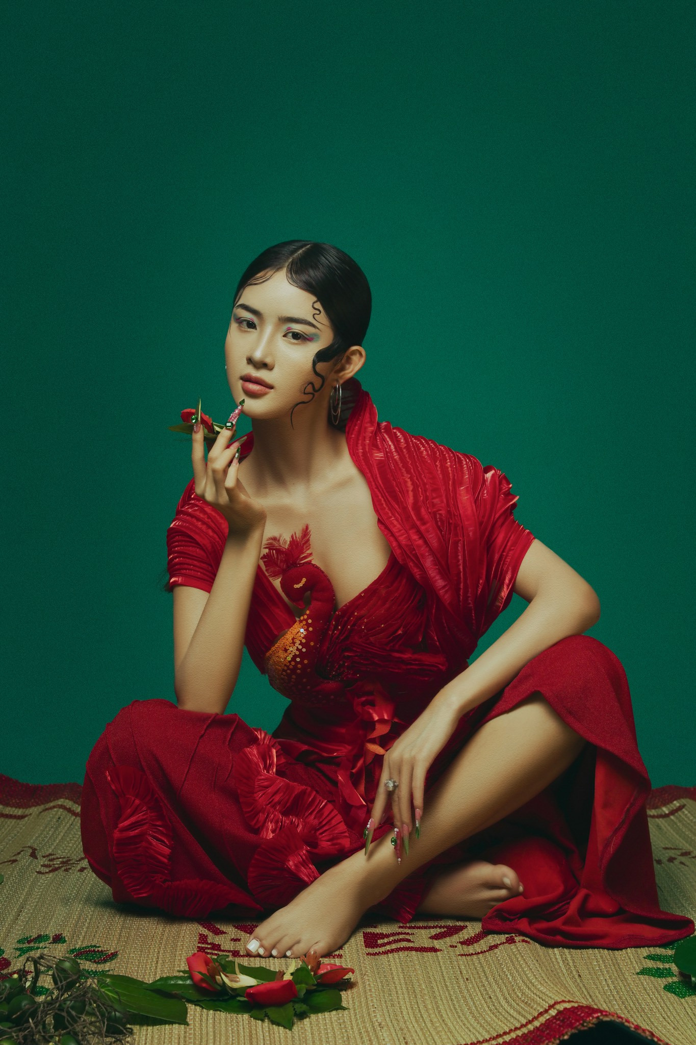 Kim Anh đang là người mẫu ảnh tự do.