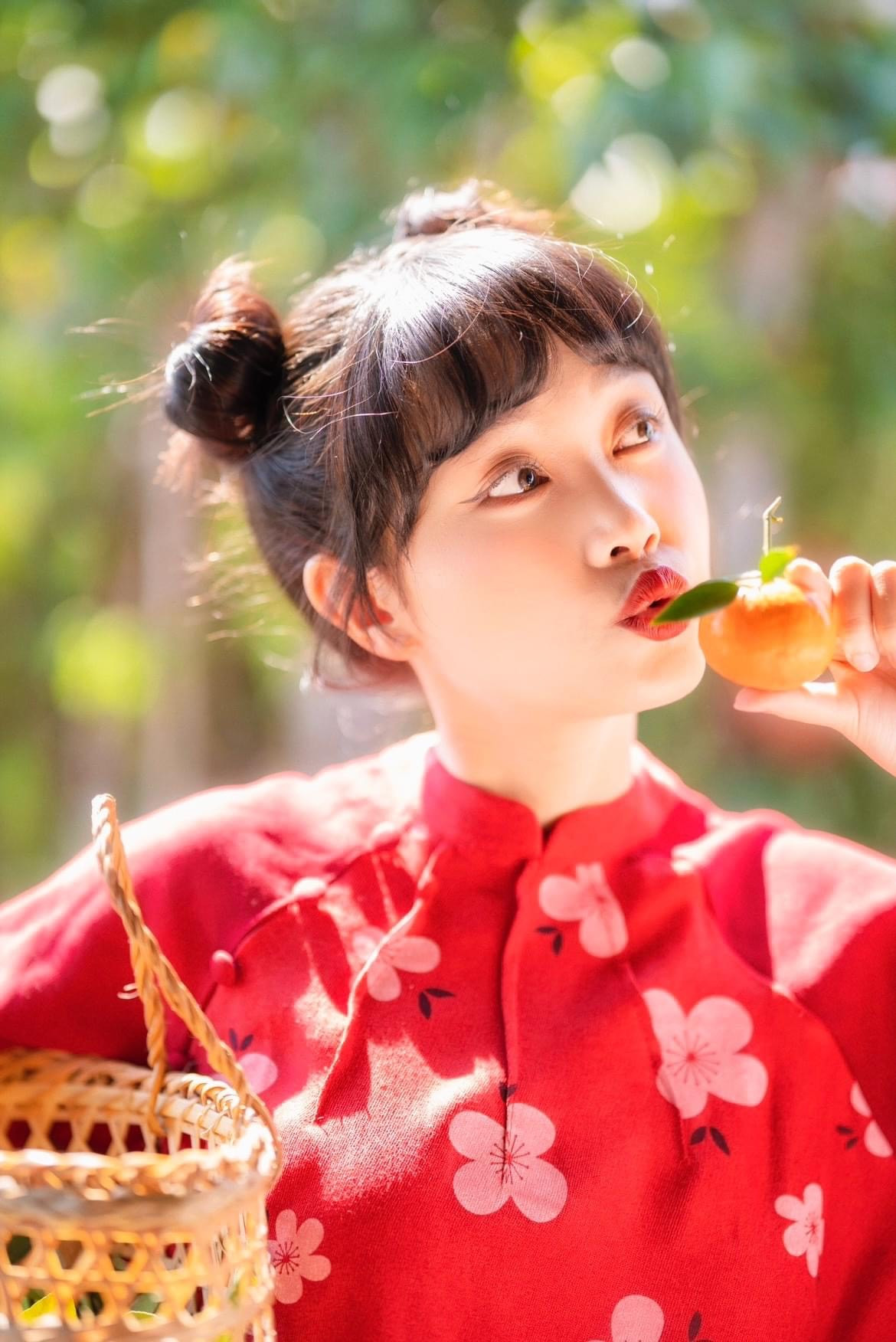 Sau khi bén duyên với nghệ thuật, Thúy Ang càng quyết tâm rèn luyện, trau dồi và giữ cho mình ngọn lửa đam mê.