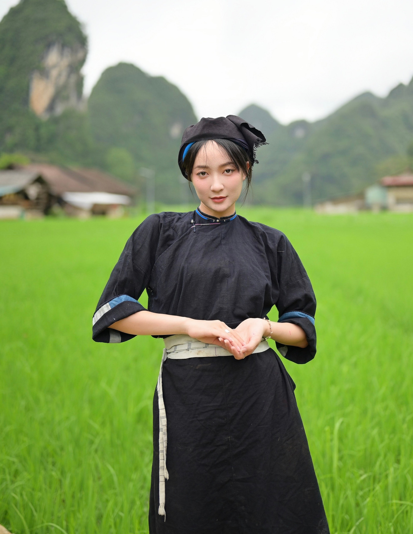 Lưu Thu Lệ (sinh năm 2001) hiện đang là người mẫu tự do.