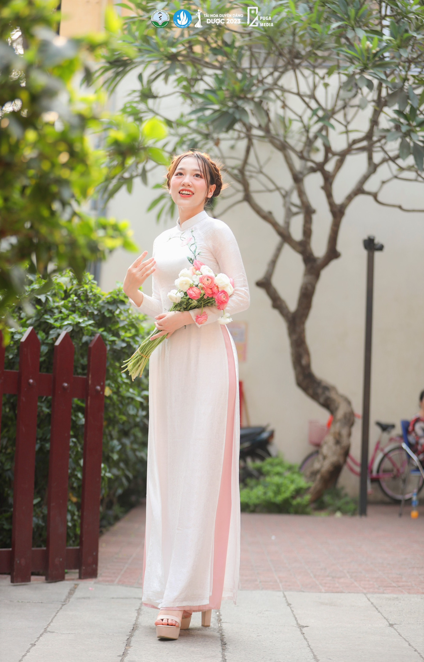 Để có thể hoàn thiện bản thân, Thu Trang học cách chấp nhận và yêu lấy những khuyết điểm, cố gắng trau chuốt, luyện tập không ngừng nghỉ mỗi ngày, rèn luyện bản thân.