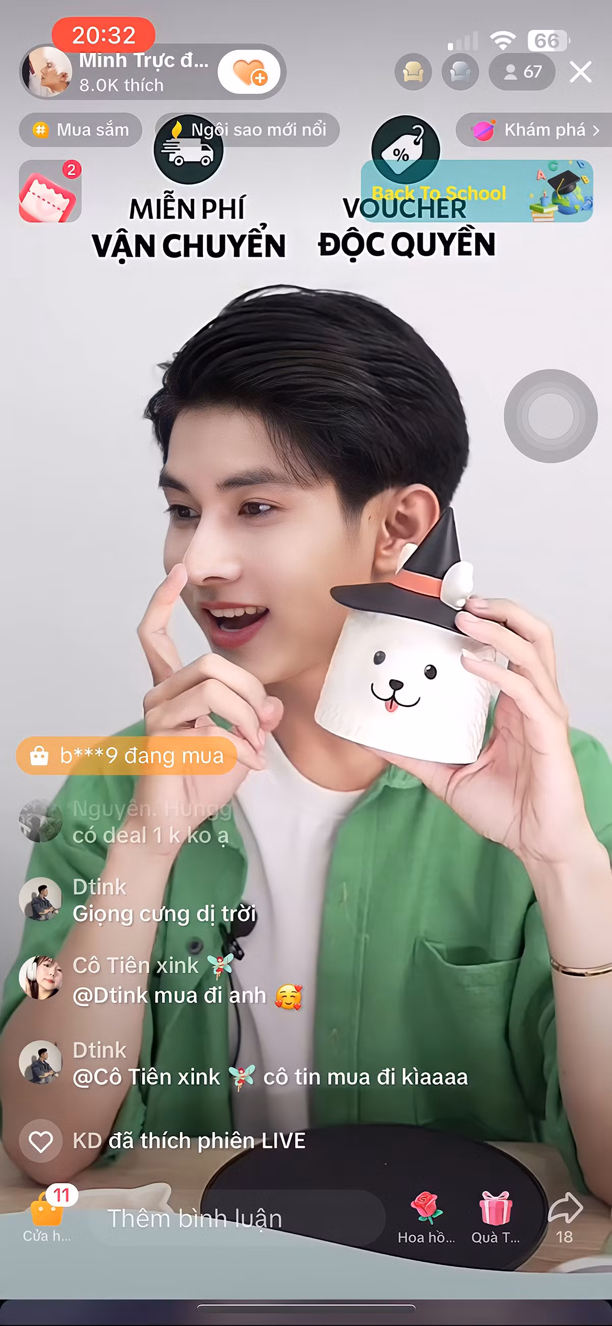 Minh Trực gây ấn tượng mới đây khi thử sức trong một lĩnh vực mới làm Host Liverstream.
