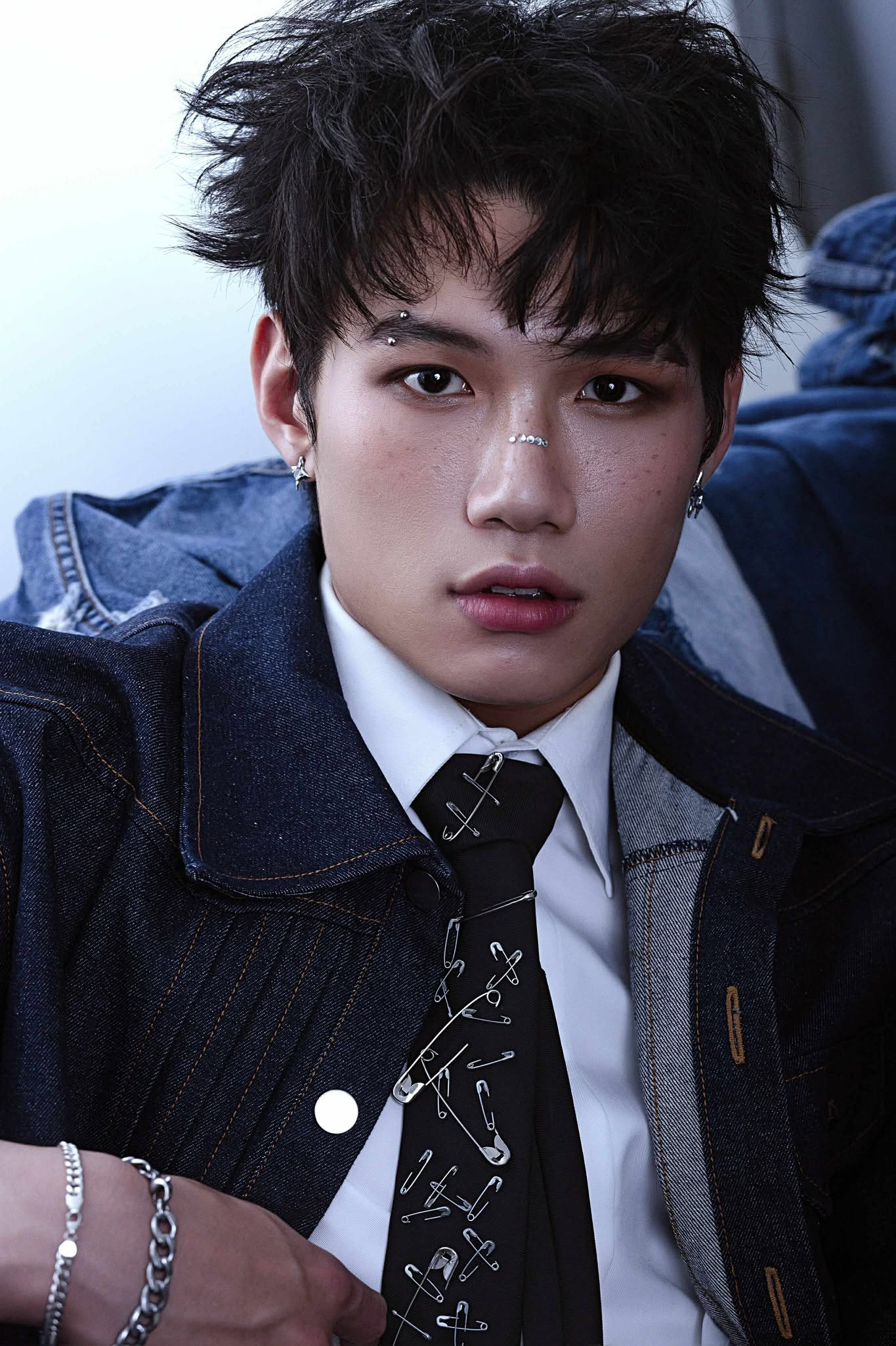 Sau khi trở thành tiếp viên hàng không, công việc đã giúp Tuấn Đức có cơ hội va chạm, học hỏi và khám phá ra đam mê tiềm ẩn từ bé, trở thành người mẫu và diễn viên. Sau khi trở thành tiếp viên hàng không, công việc đã giúp Tuấn Đức có cơ hội va chạm, học hỏi và khám phá ra đam mê tiềm ẩn từ bé, trở thành người mẫu và diễn viên.