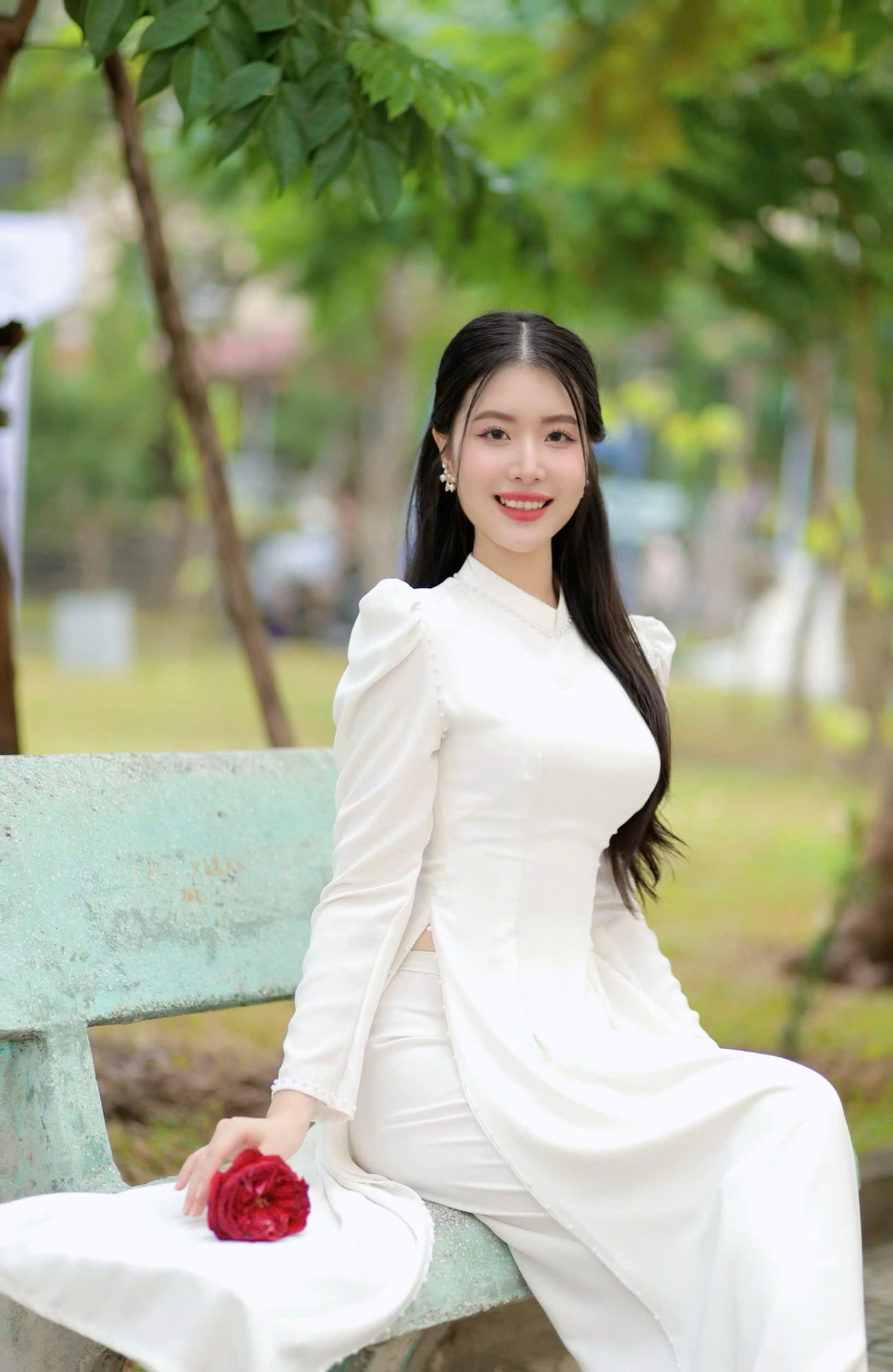 Jolie hy vọng, sẽ có thêm nhiều trải nghiệm phong phú và quý giá trong suốt sự nghiệp của bản thân.